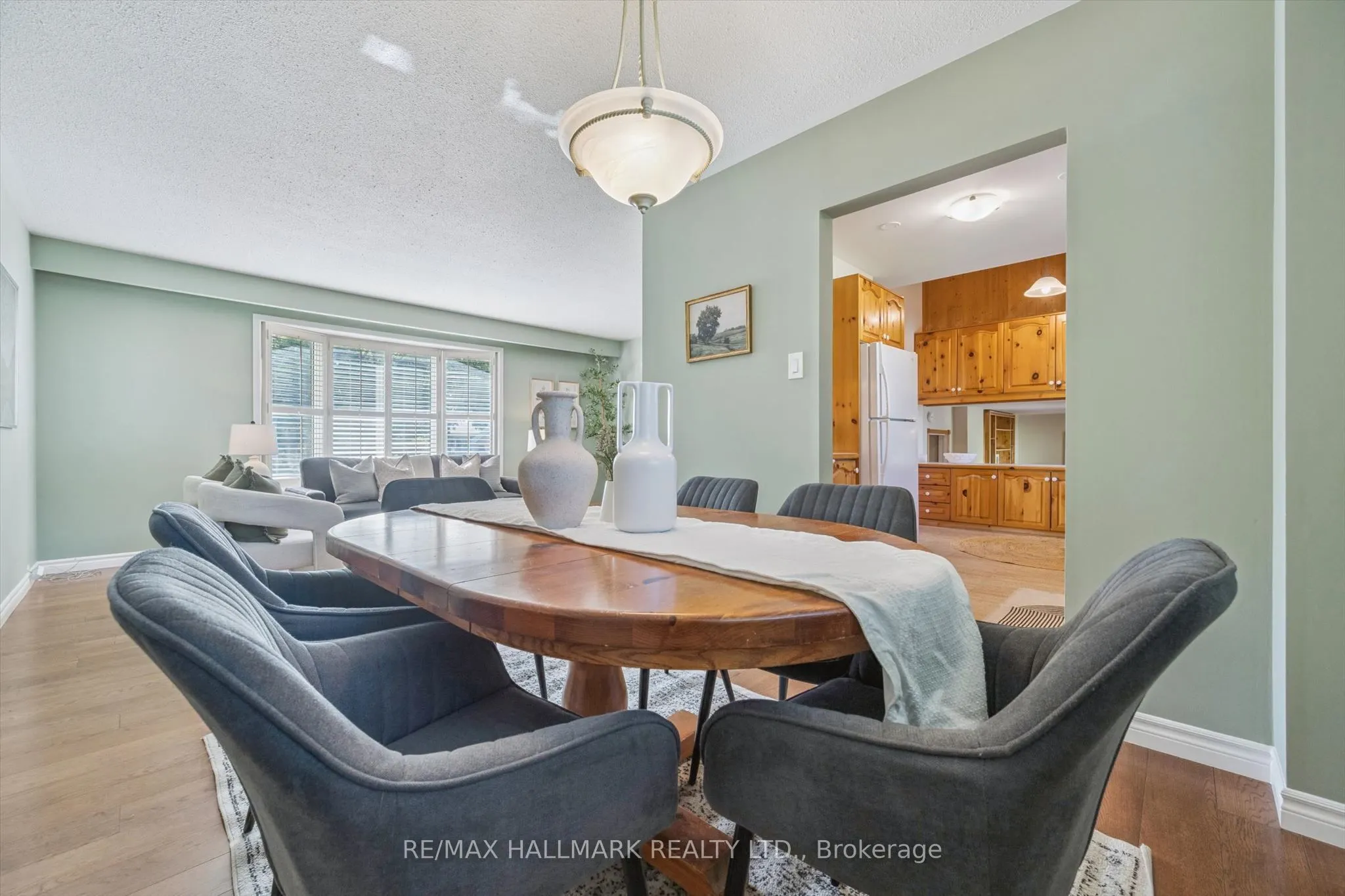 2209 Buttonbush Crescent