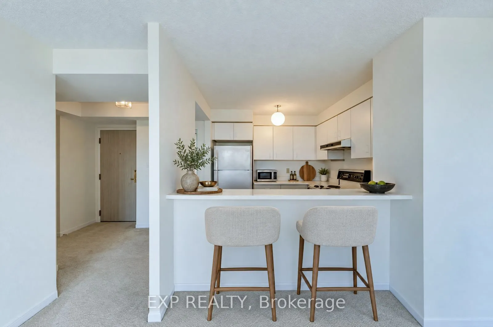 2155 Burnhamthorpe Road #1607