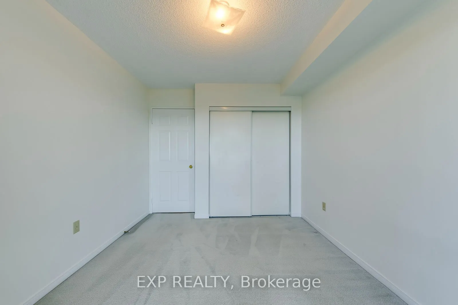 2155 Burnhamthorpe Road #1607