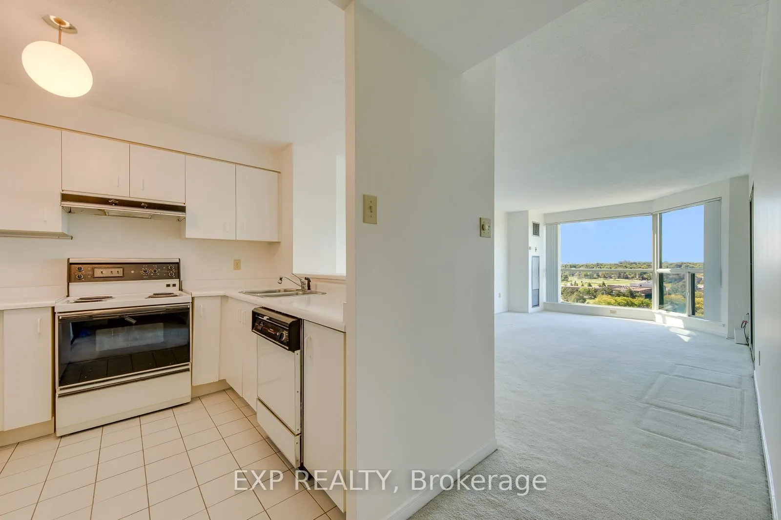2155 Burnhamthorpe Road #1607