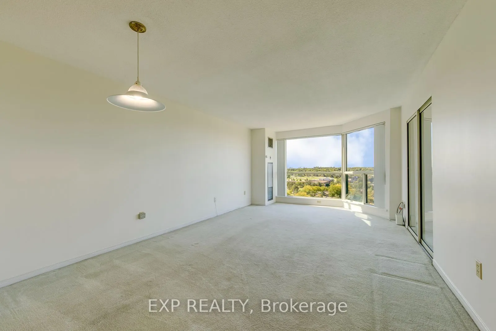 2155 Burnhamthorpe Road #1607