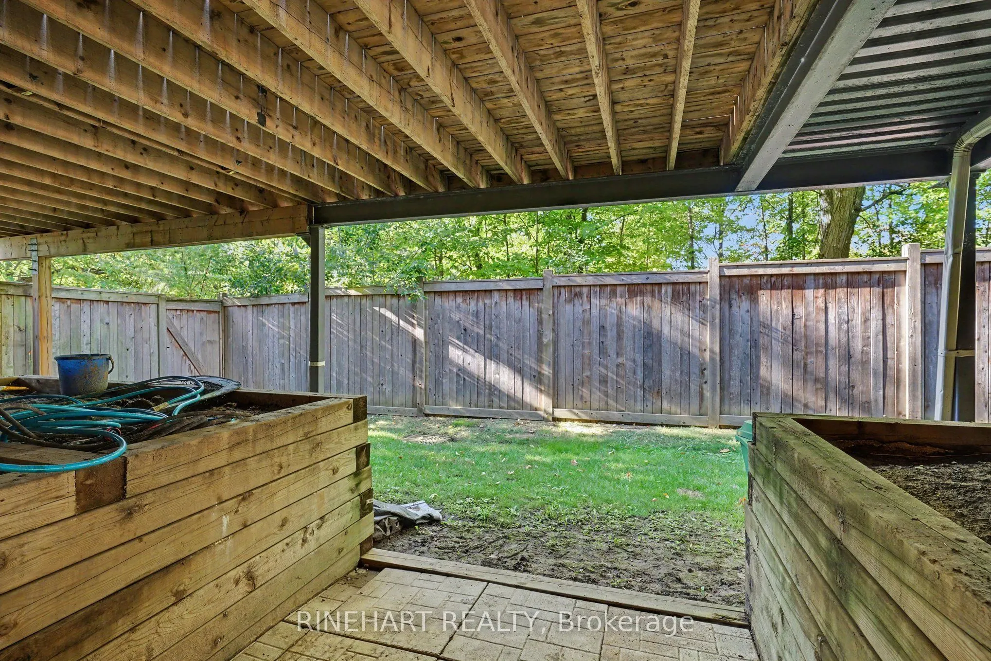 2082 Queensborough Gate #64