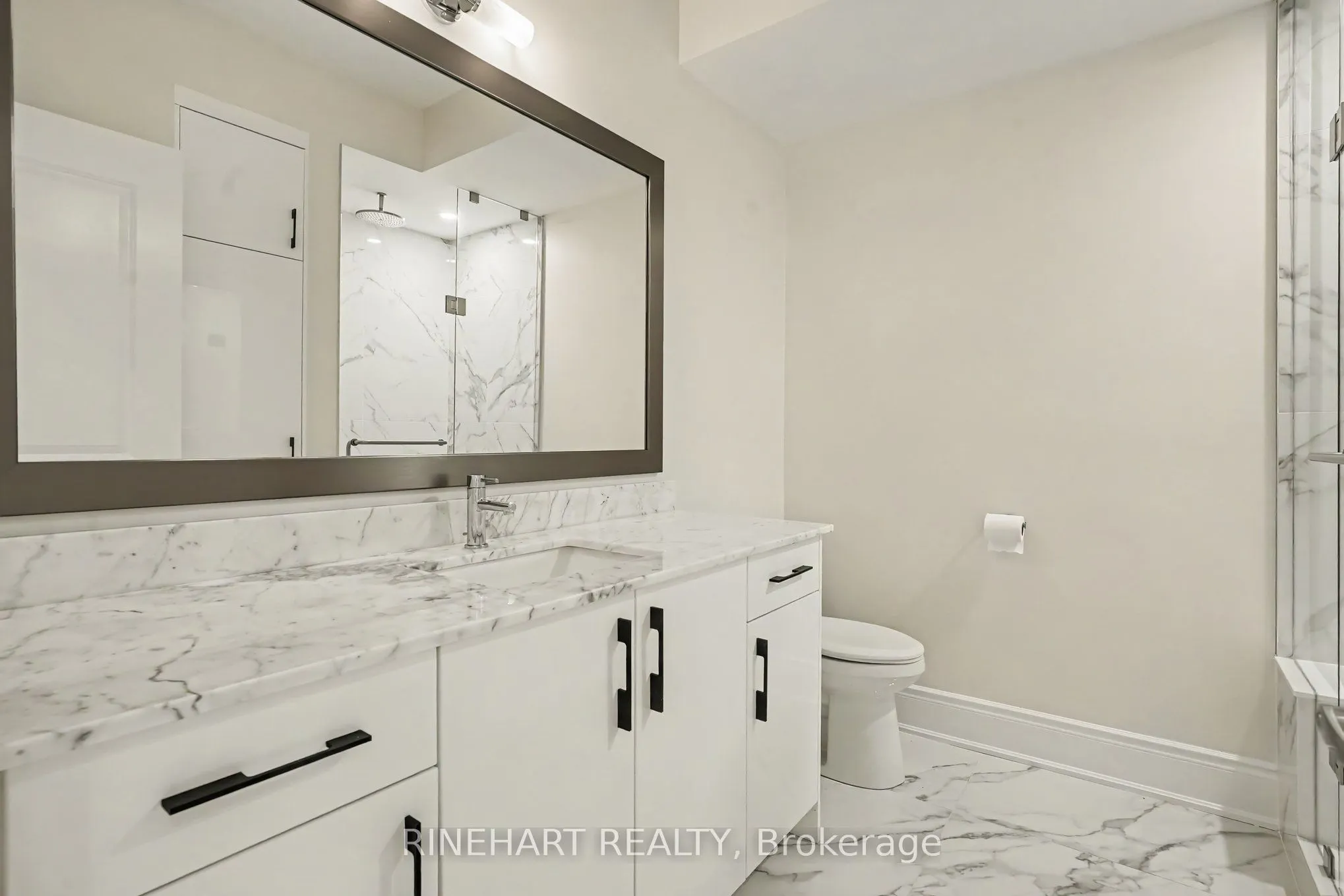 2082 Queensborough Gate #64