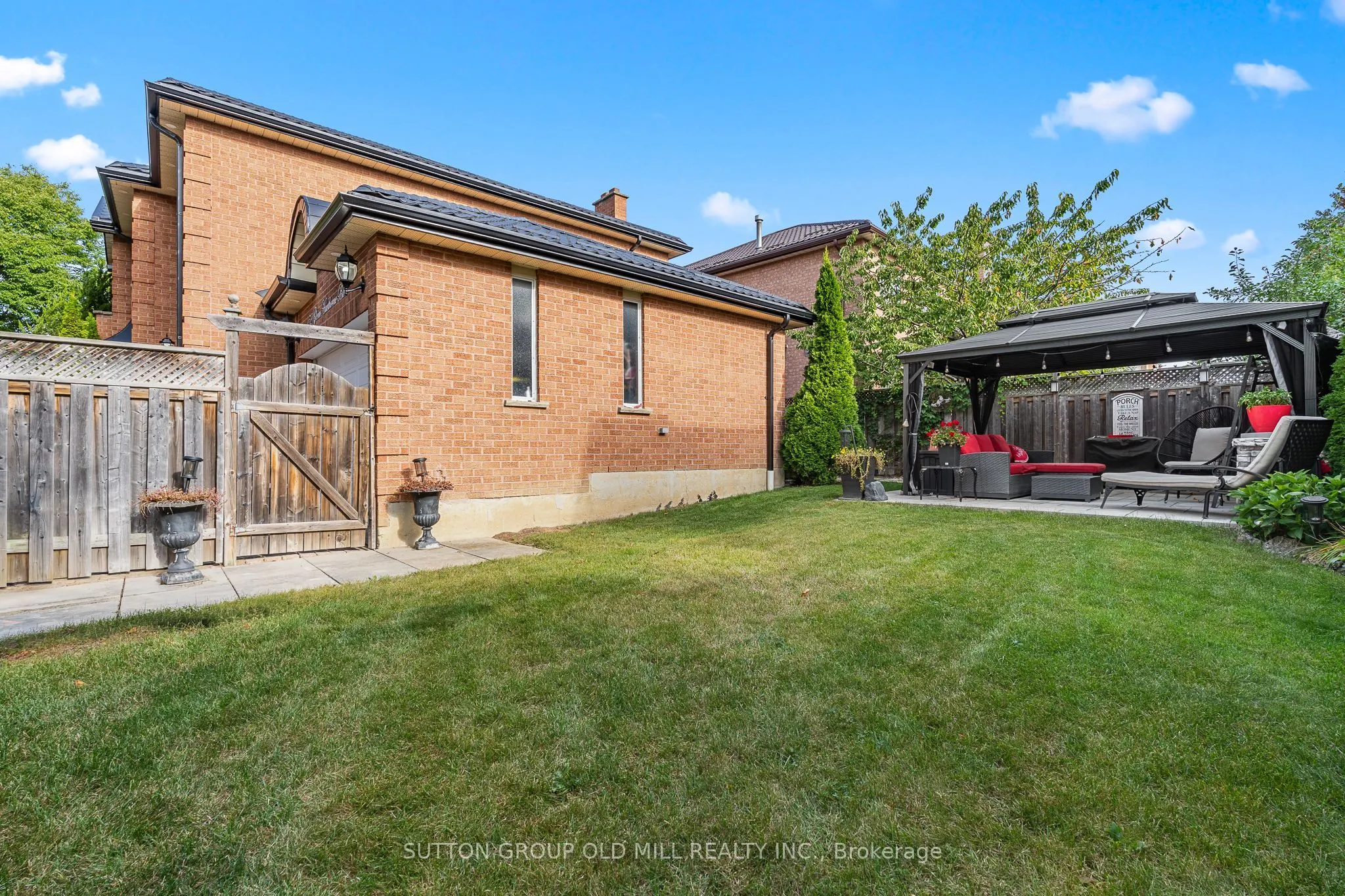 152 Glenn Hawthorne Boulevard