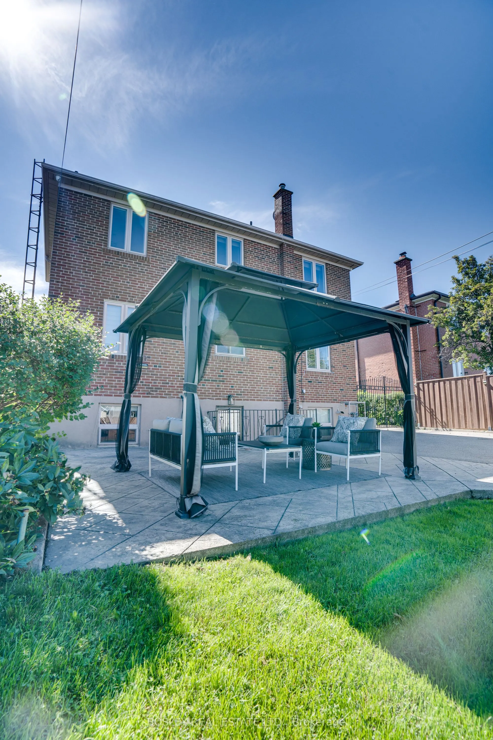 74 Raven Road