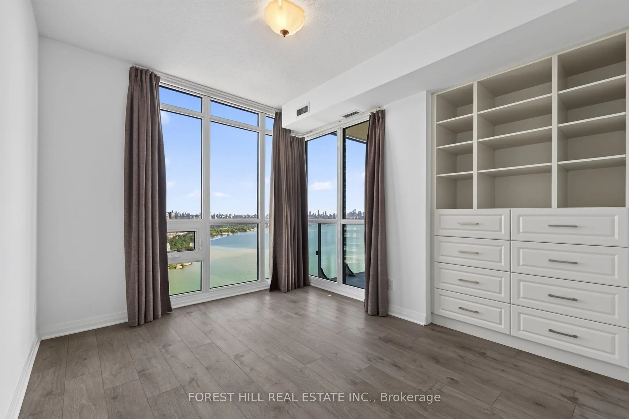 59 Annie Craig Drive #3503