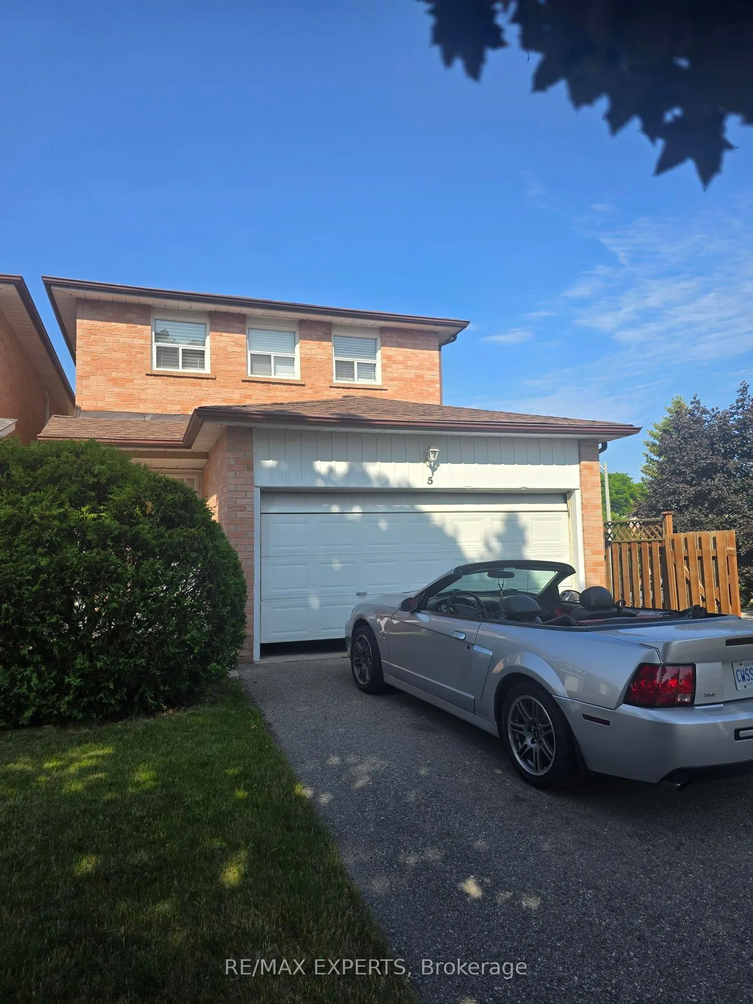 5 Rawling Crescent