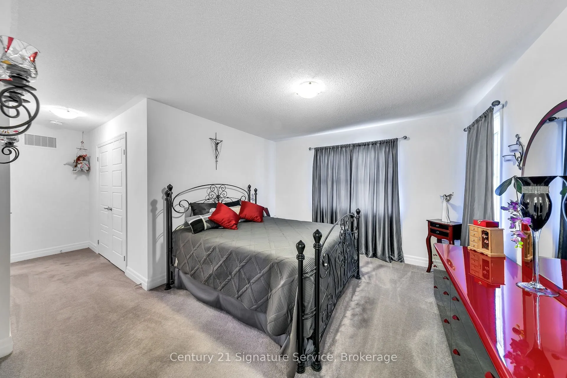 1369 Leger Way