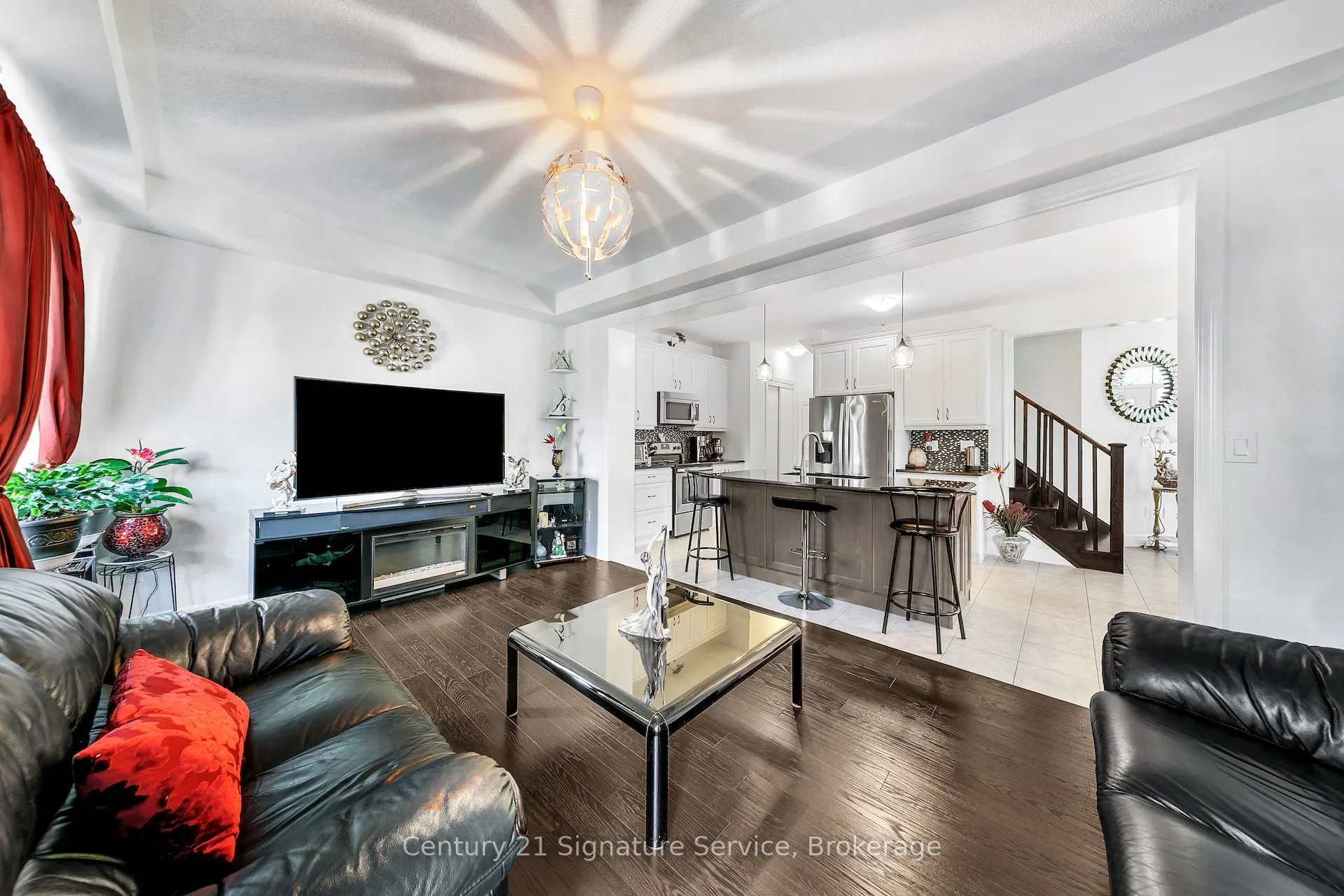 1369 Leger Way