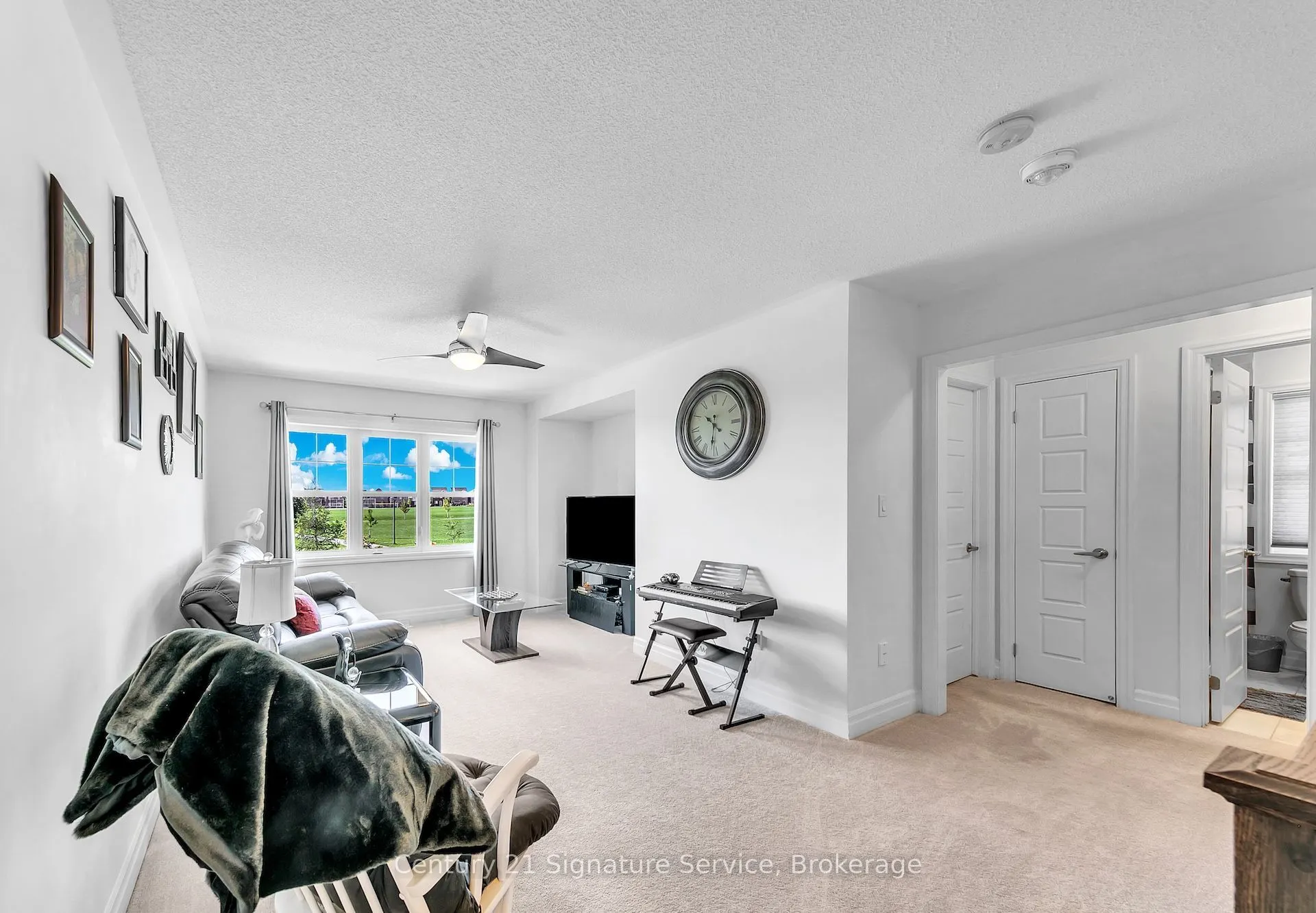 1369 Leger Way