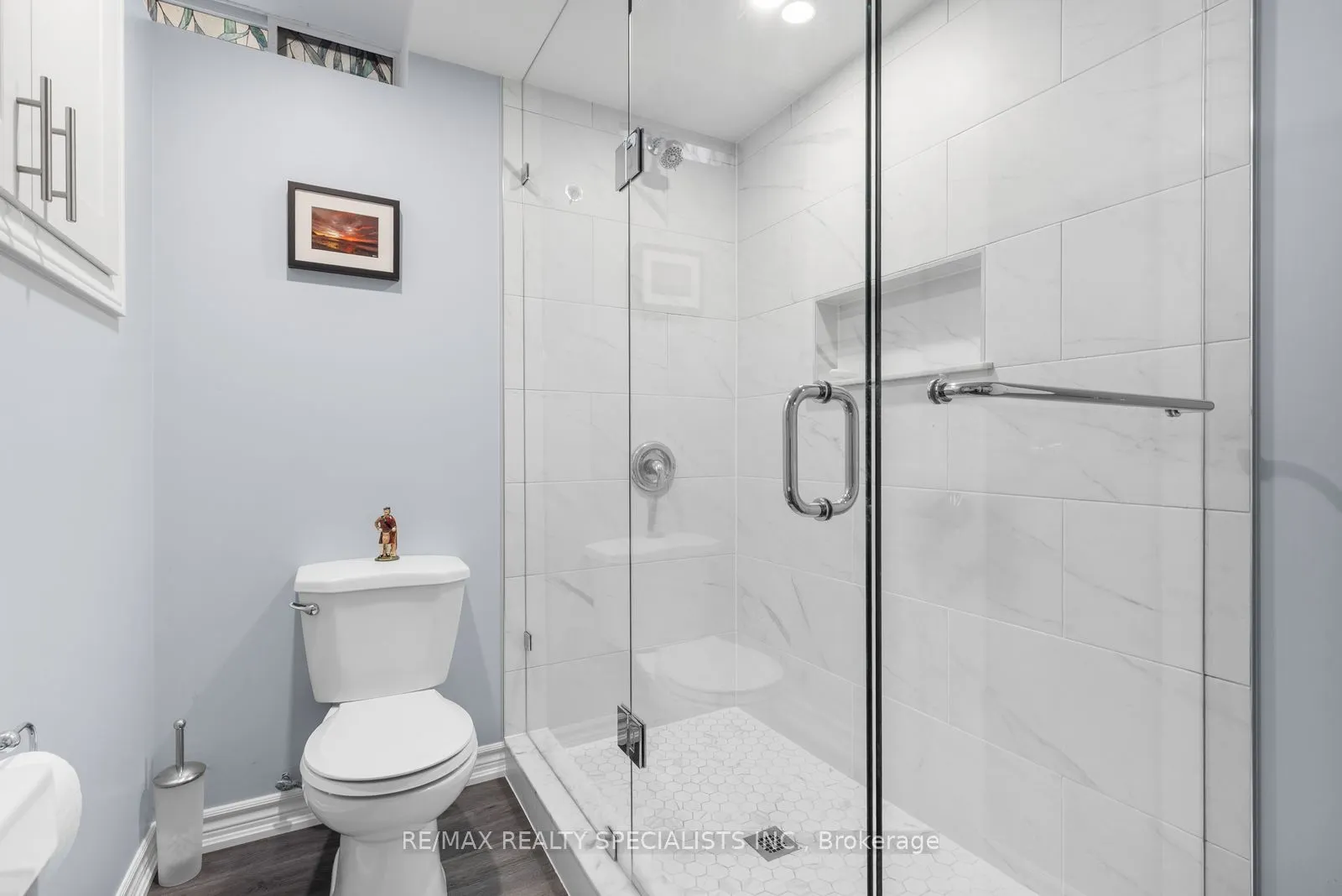 6454 Colebrook Crescent