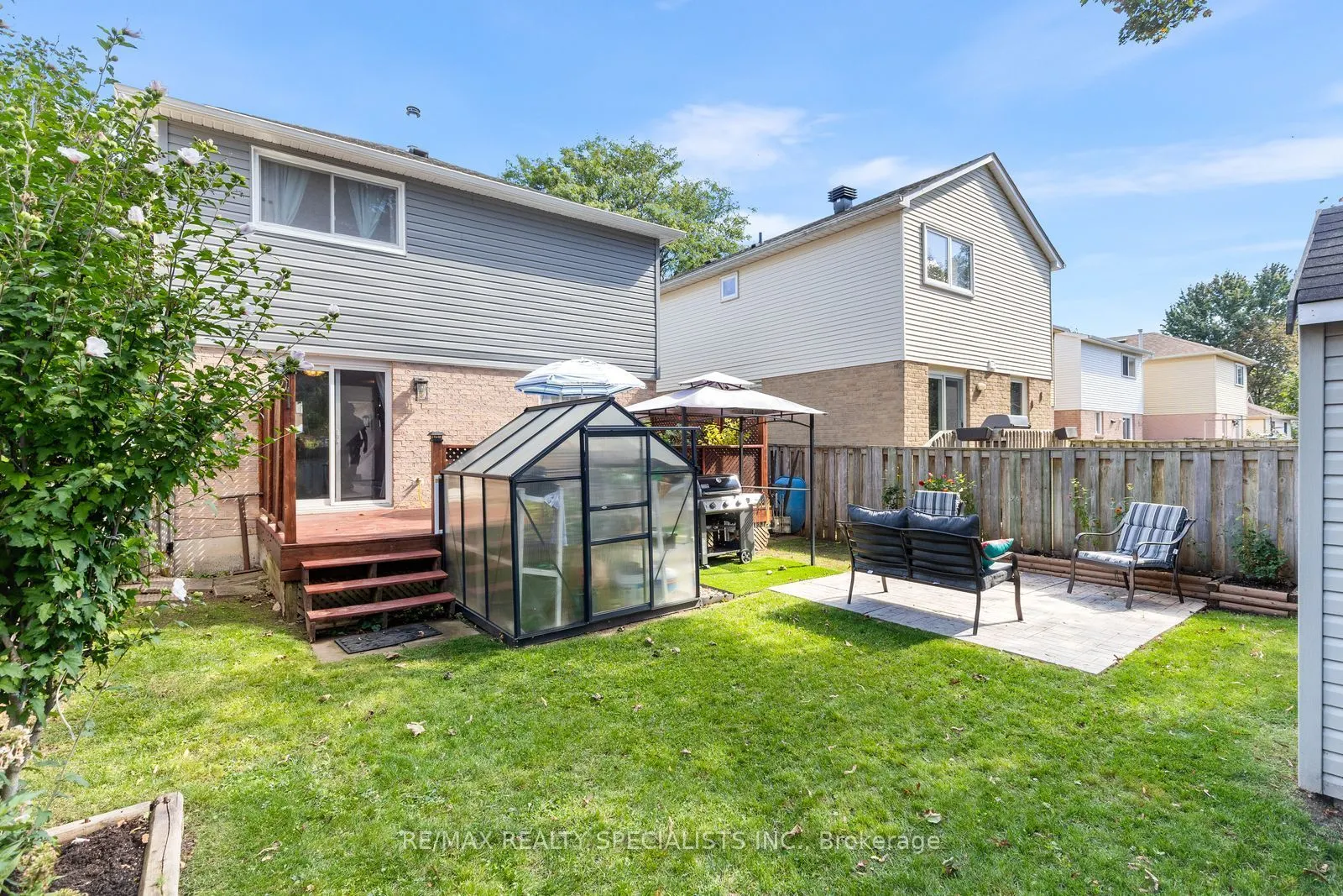 6454 Colebrook Crescent