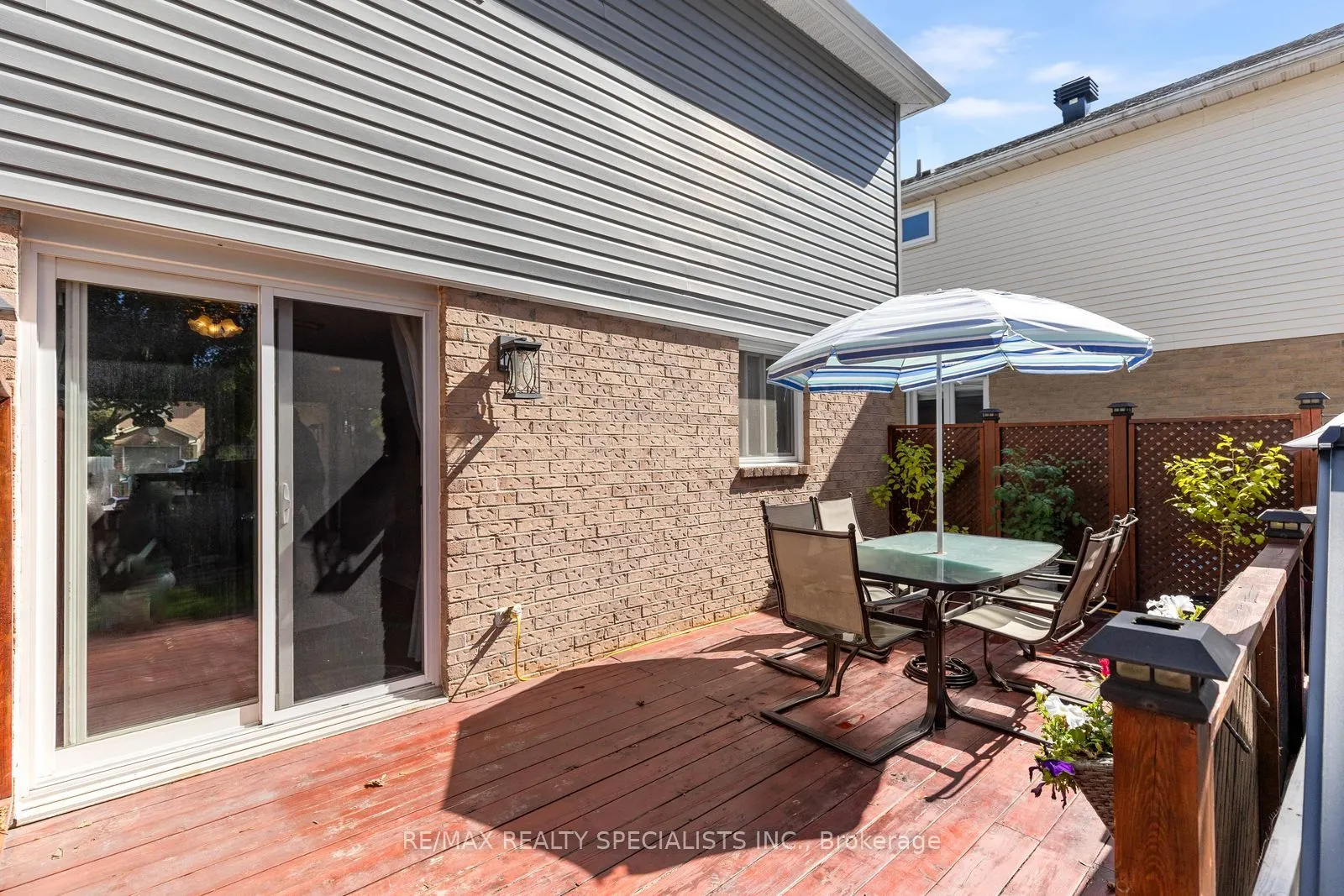 6454 Colebrook Crescent