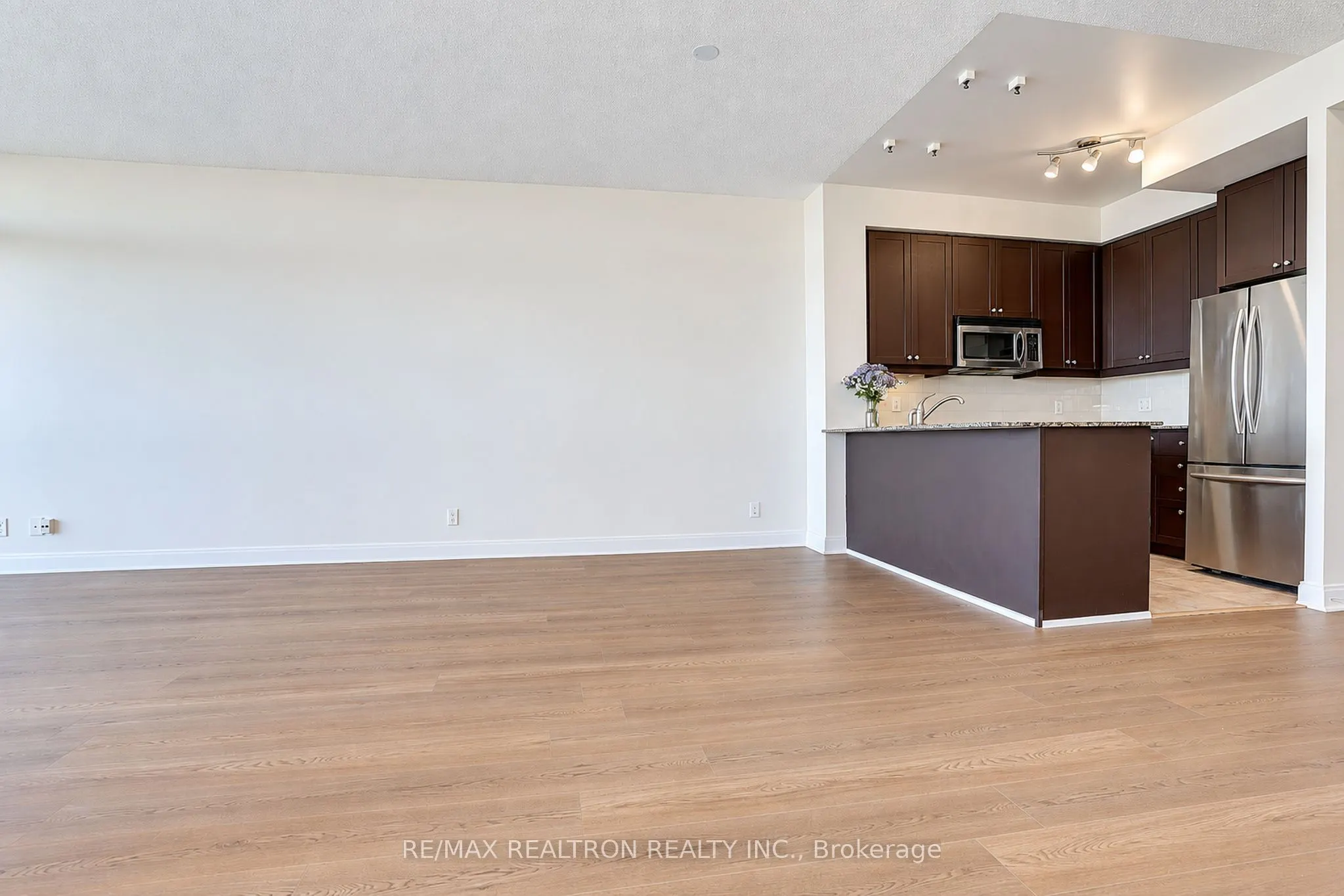90 Absolute Avenue #710