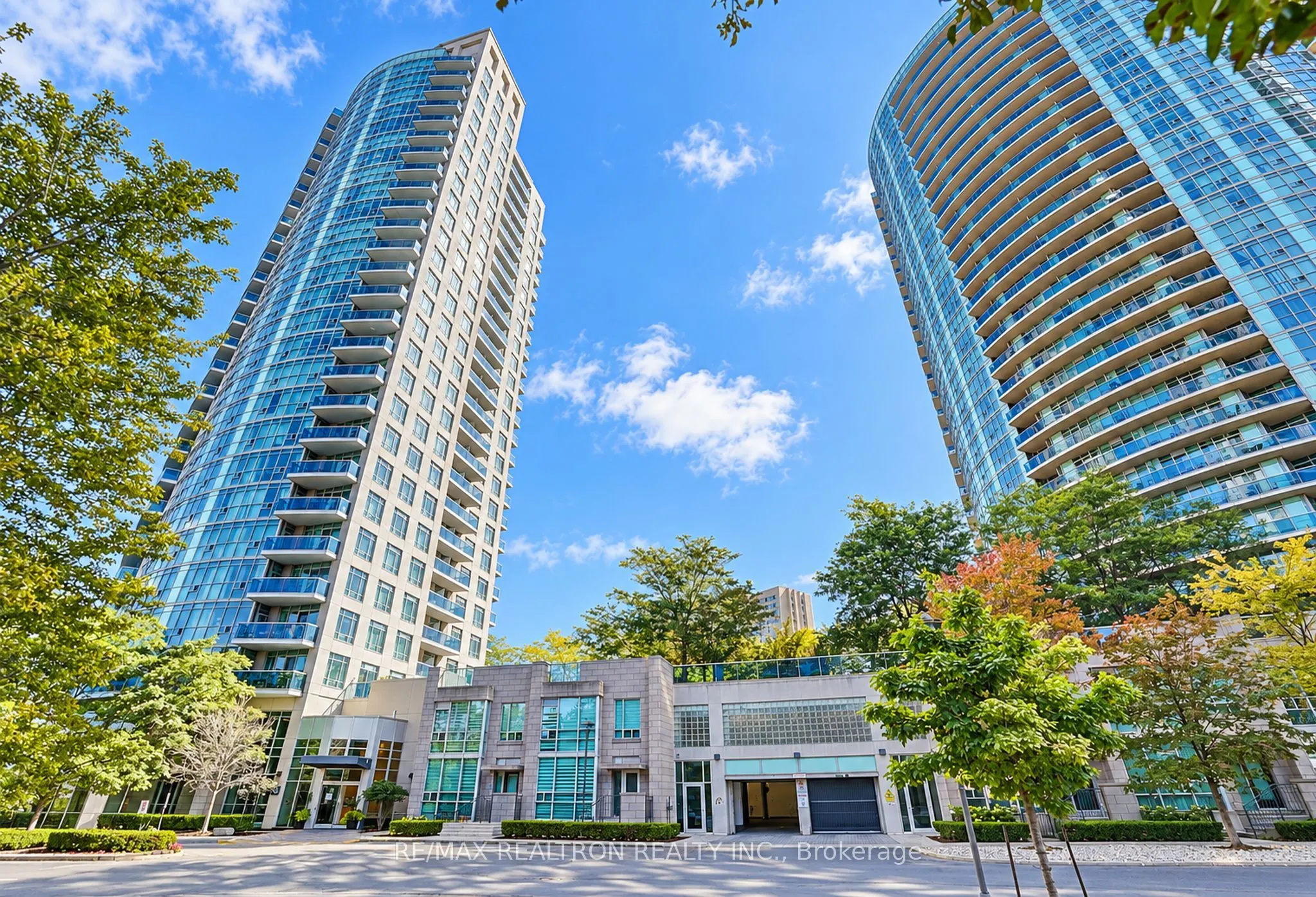90 Absolute Avenue #710