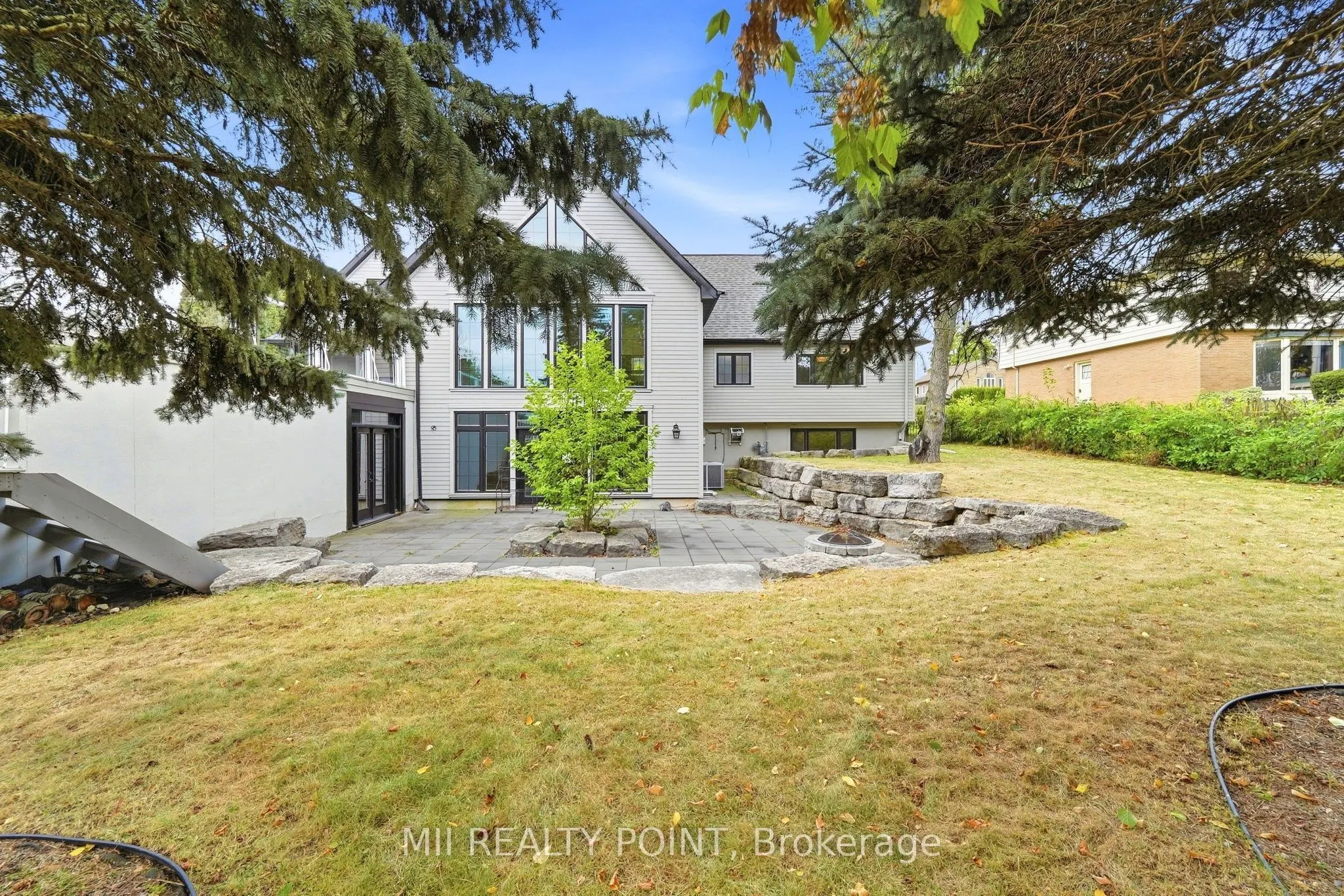 881 Danforth Place