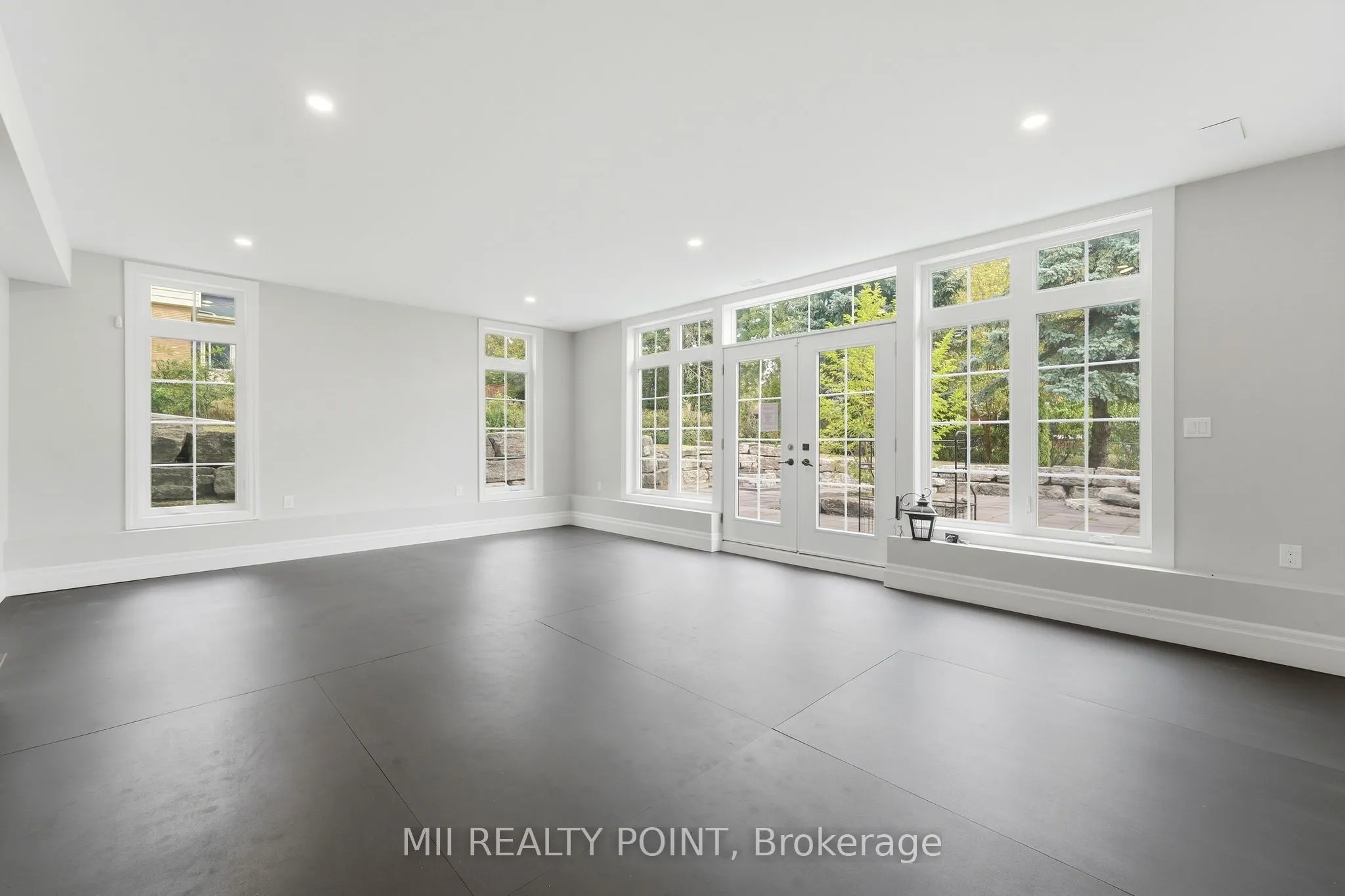 881 Danforth Place