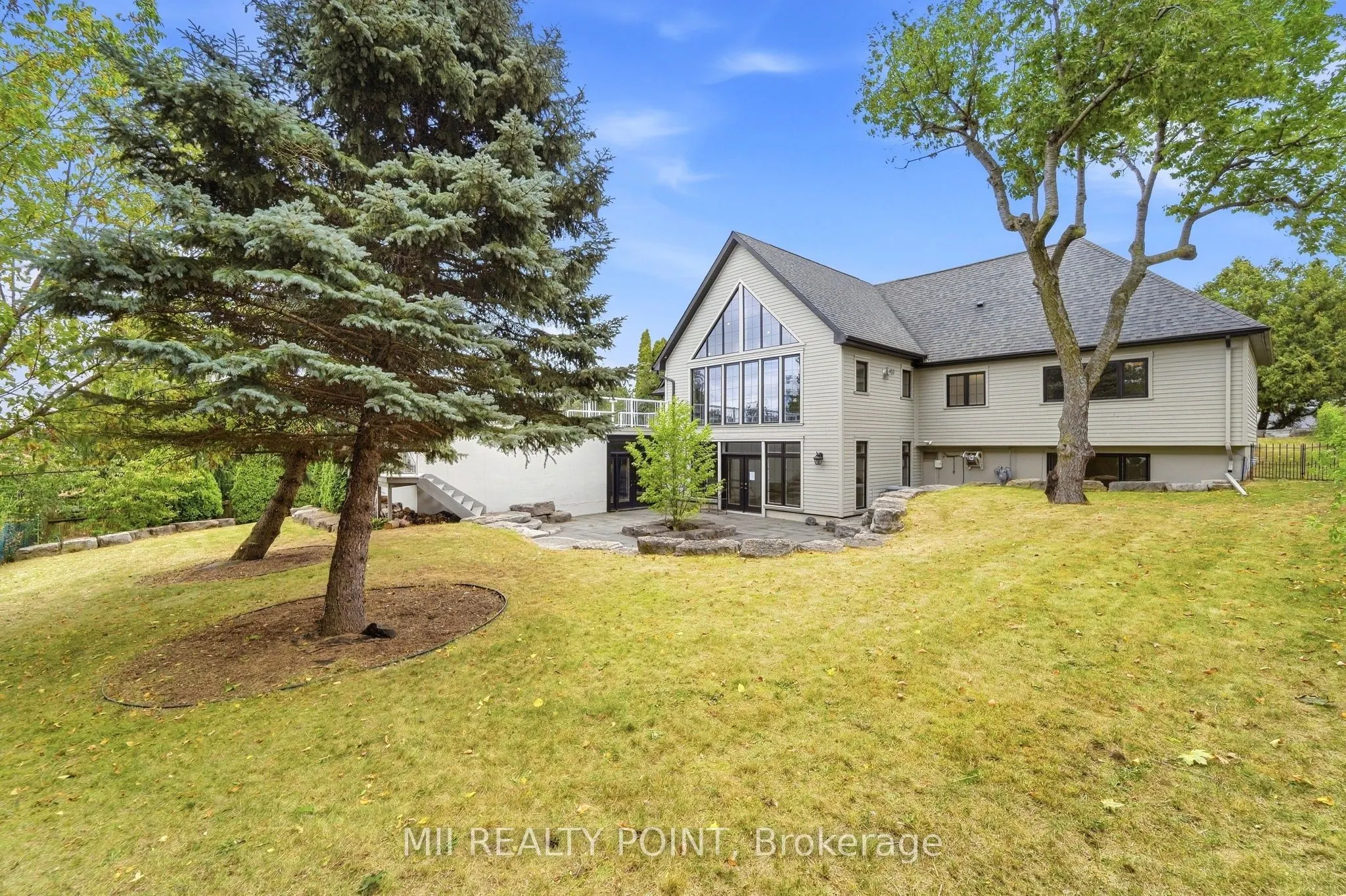 881 Danforth Place