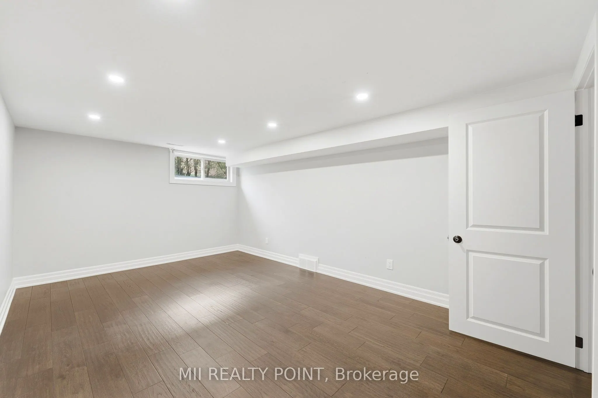 881 Danforth Place