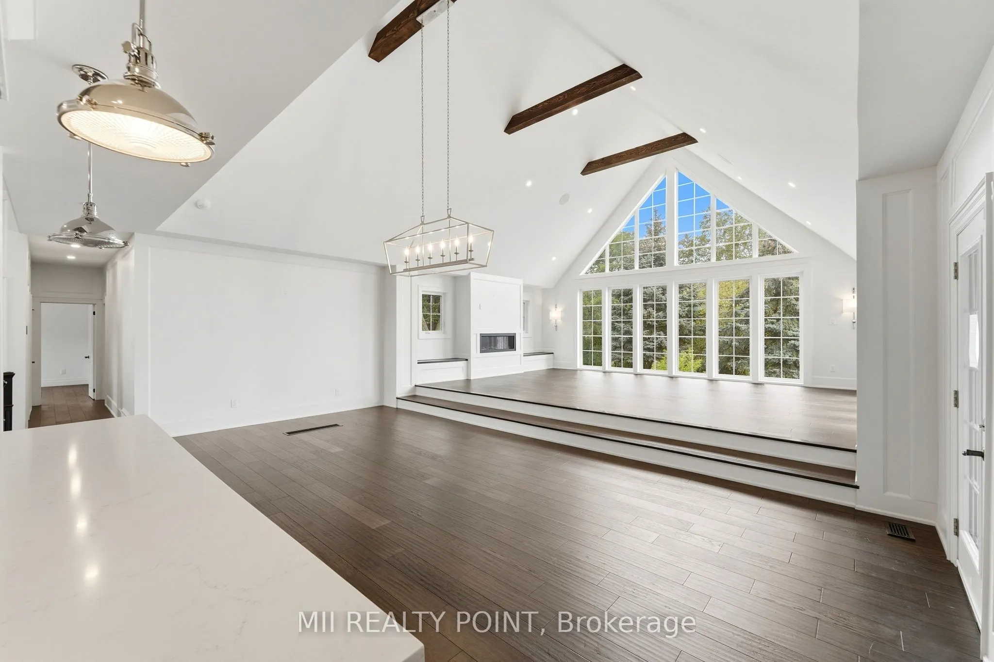 881 Danforth Place