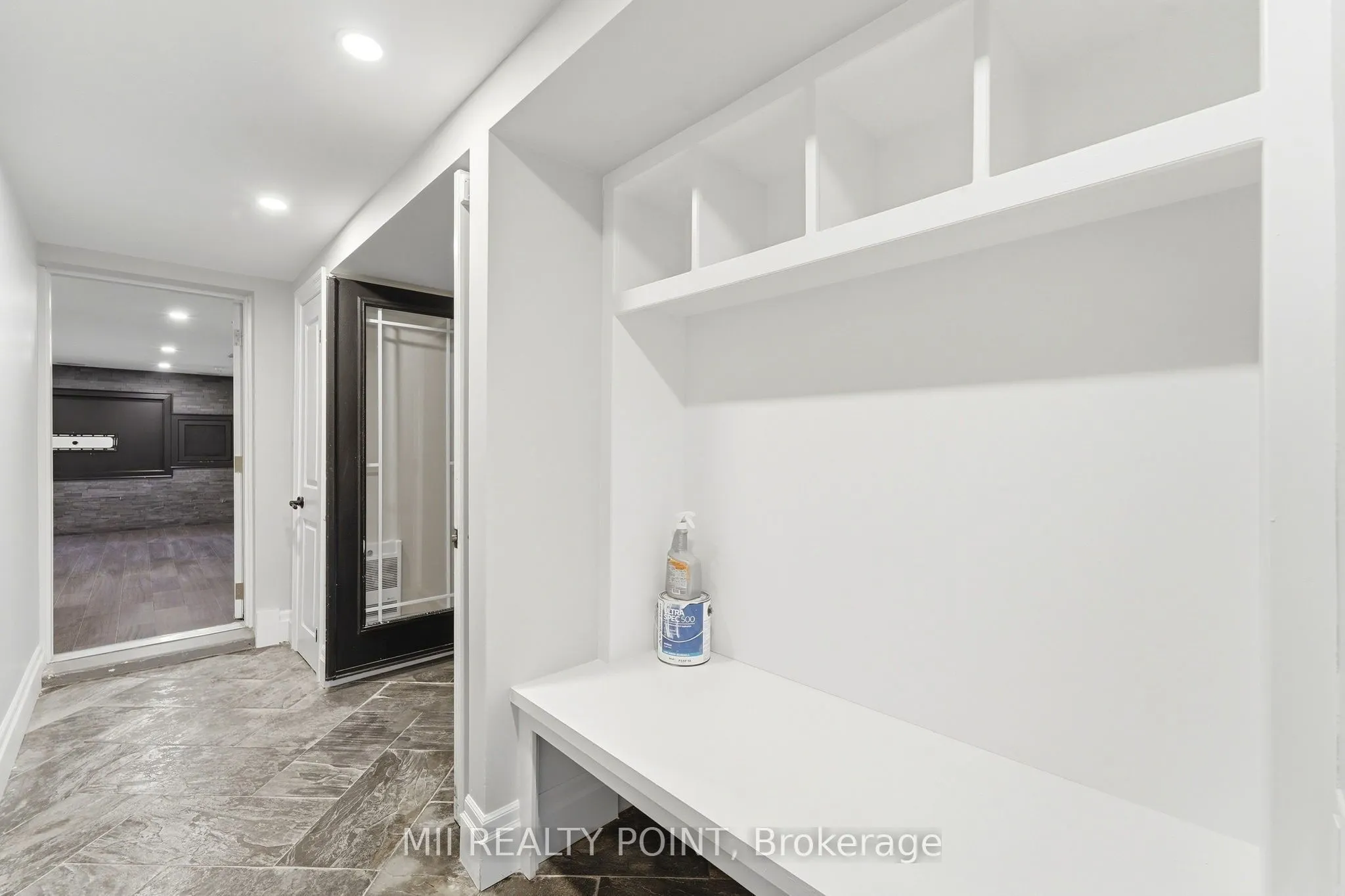 881 Danforth Place