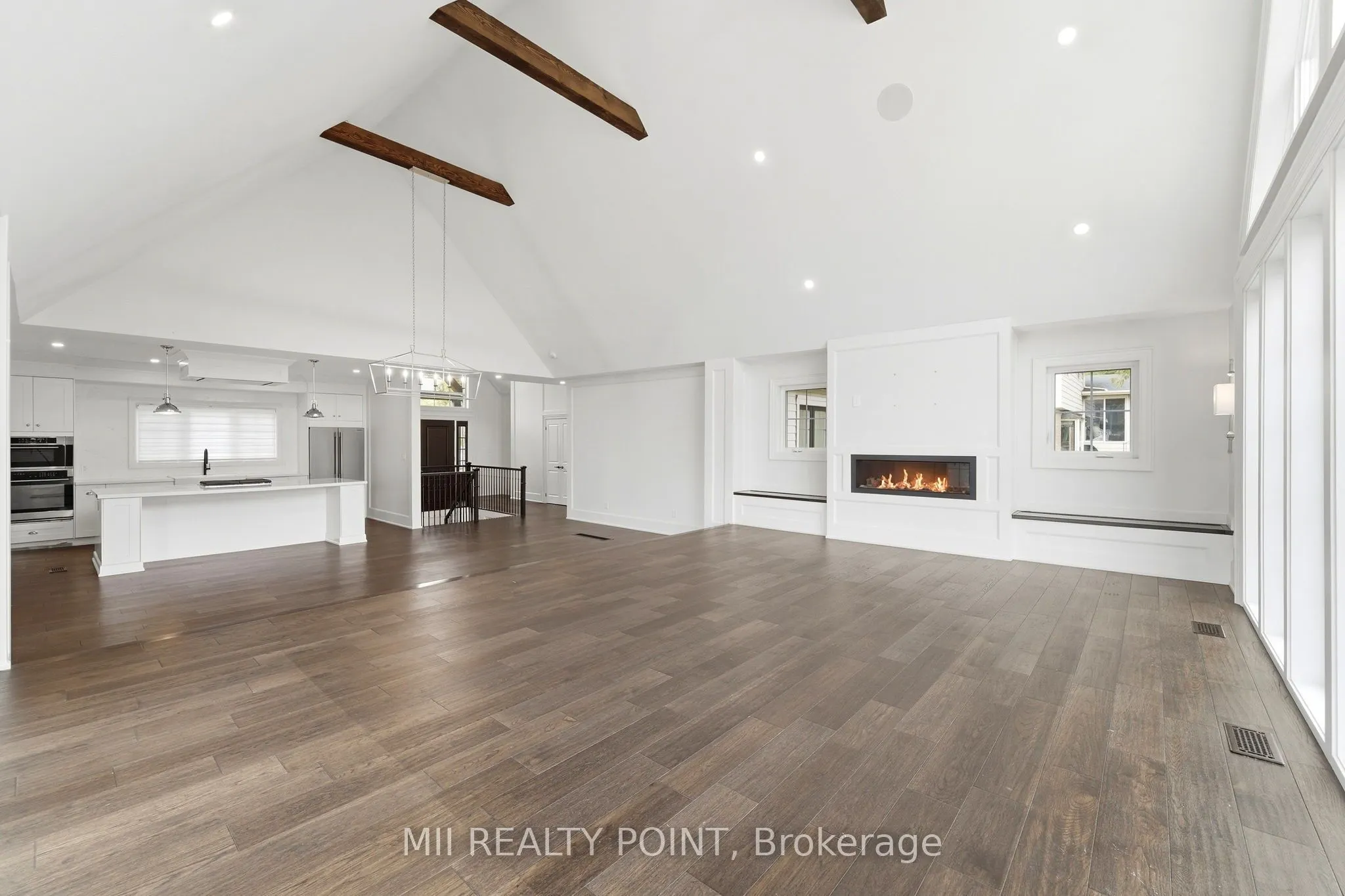 881 Danforth Place