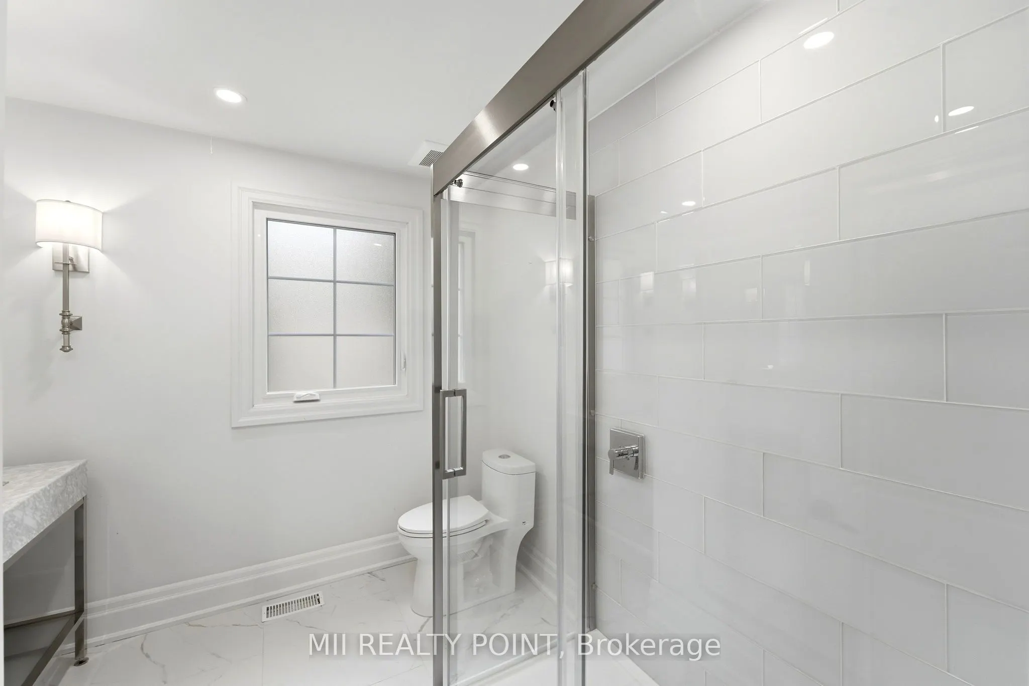 881 Danforth Place