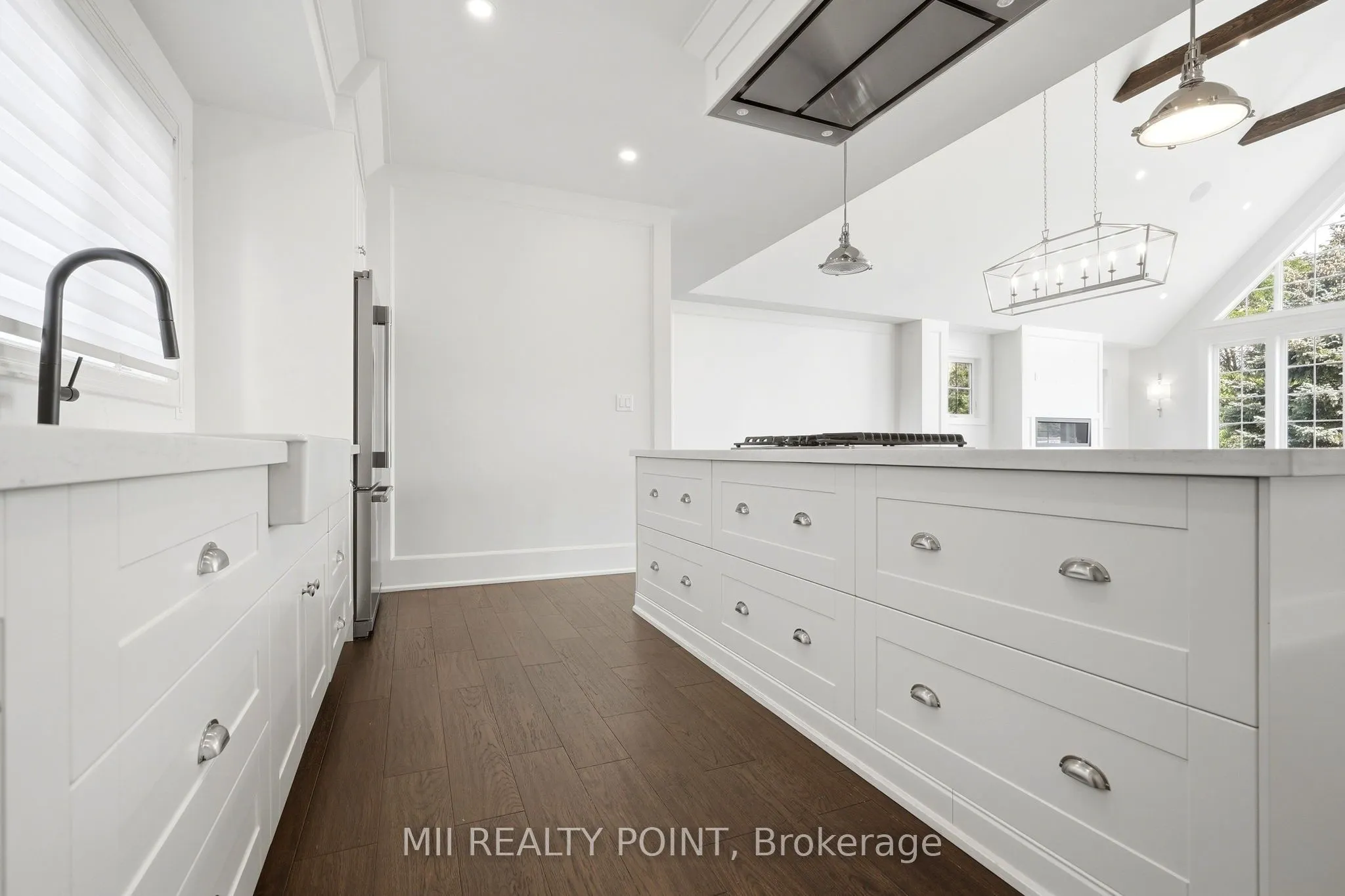 881 Danforth Place