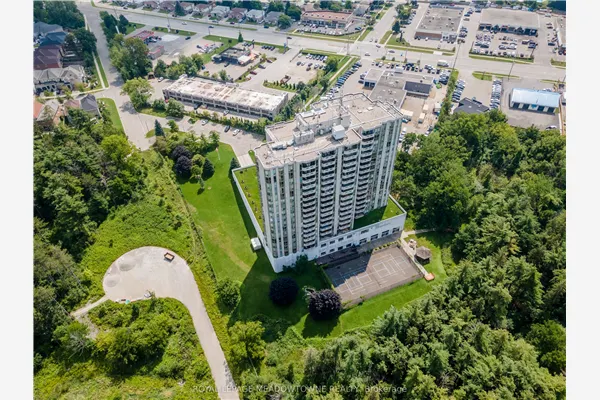 20 McFarlane Drive #702