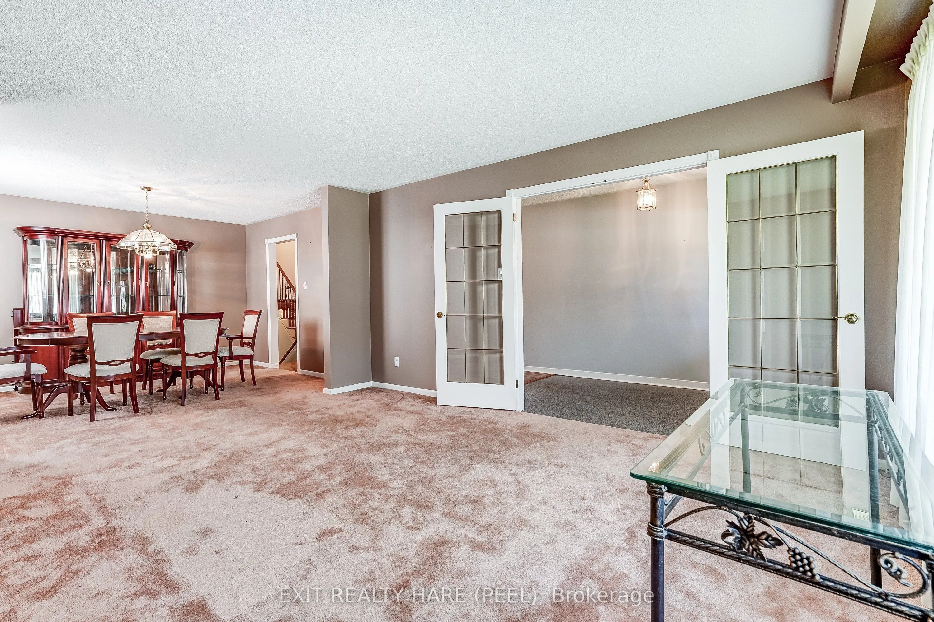 76 Birchview Crescent