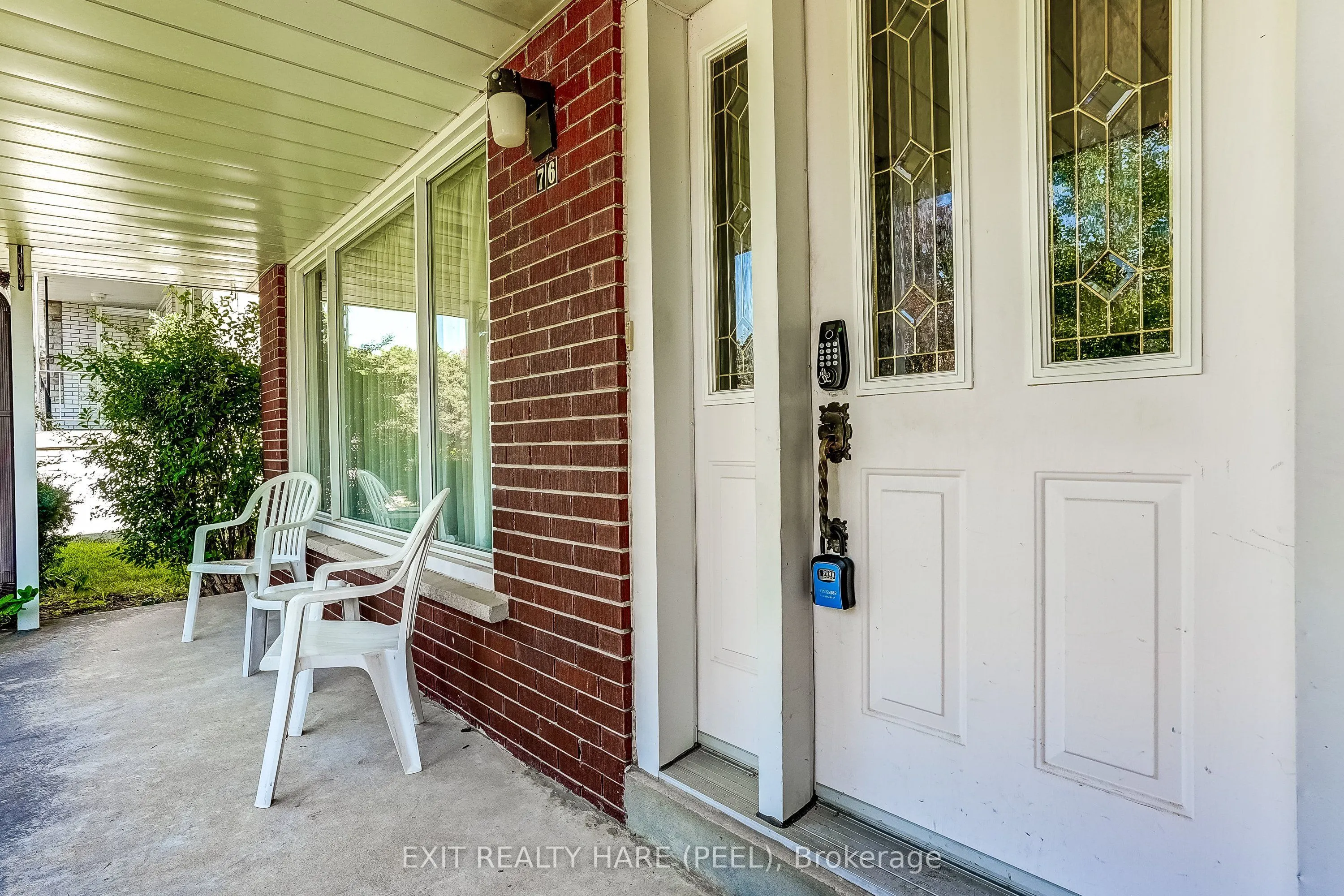 76 Birchview Crescent