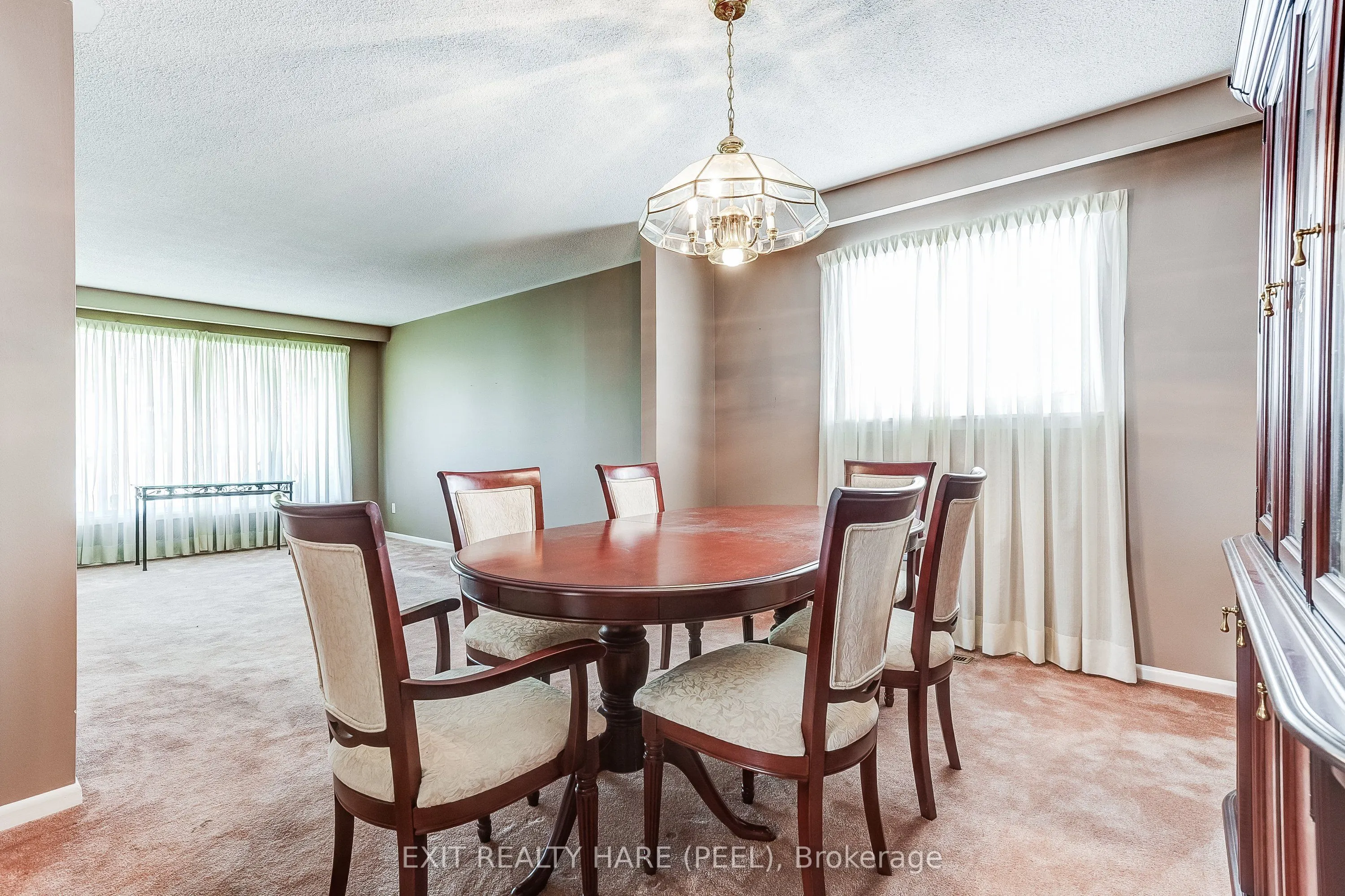 76 Birchview Crescent