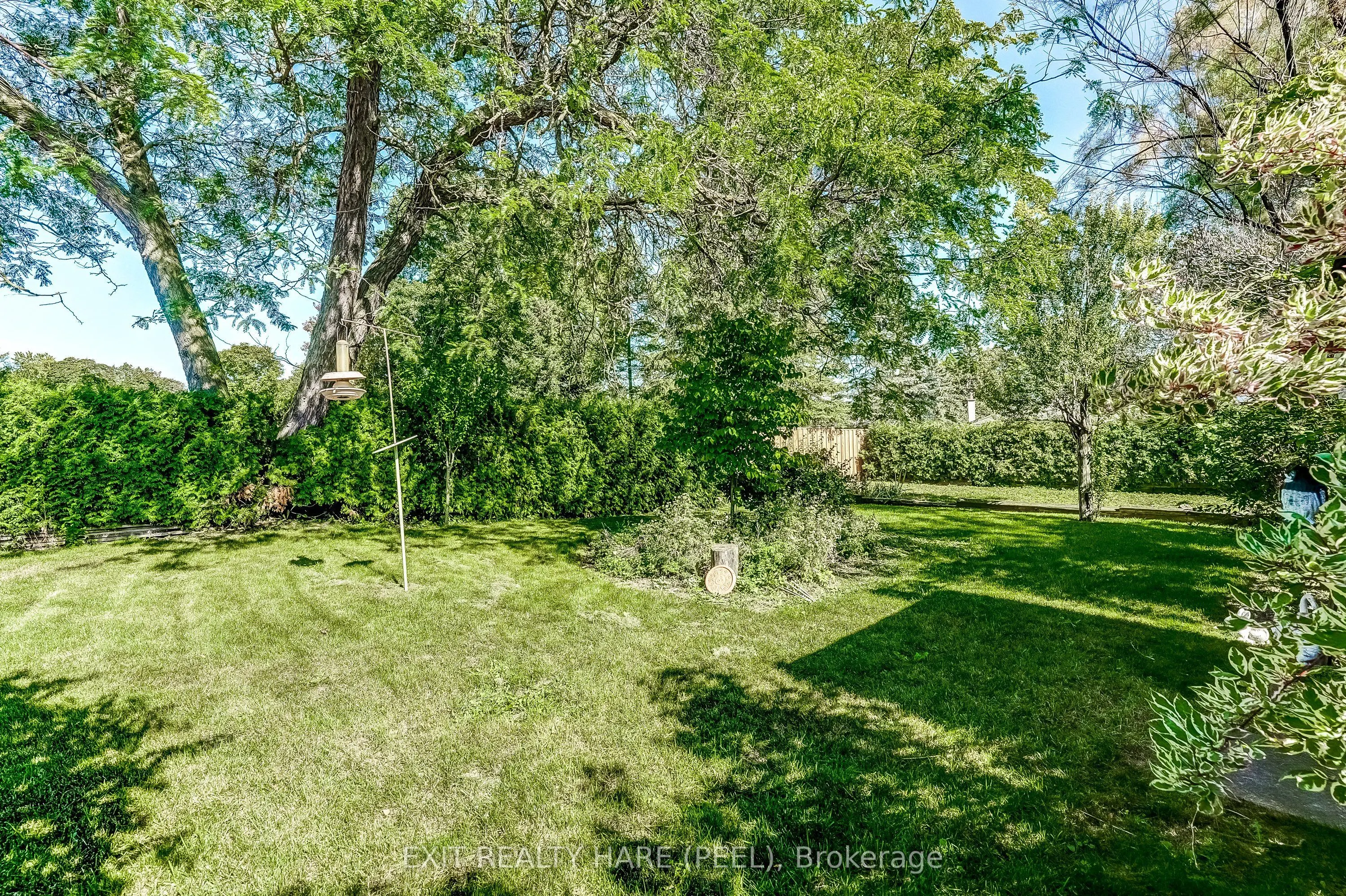 76 Birchview Crescent