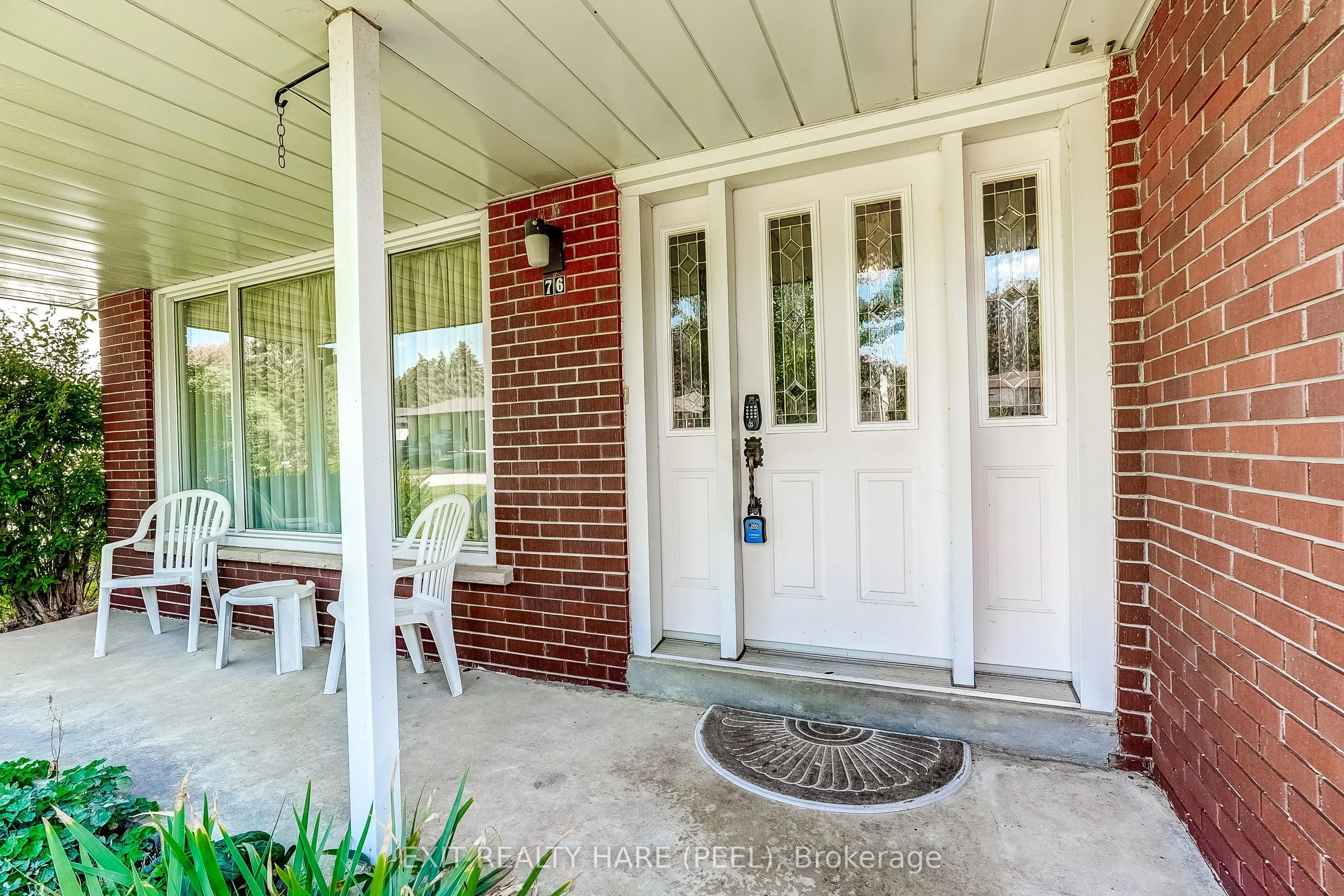 76 Birchview Crescent