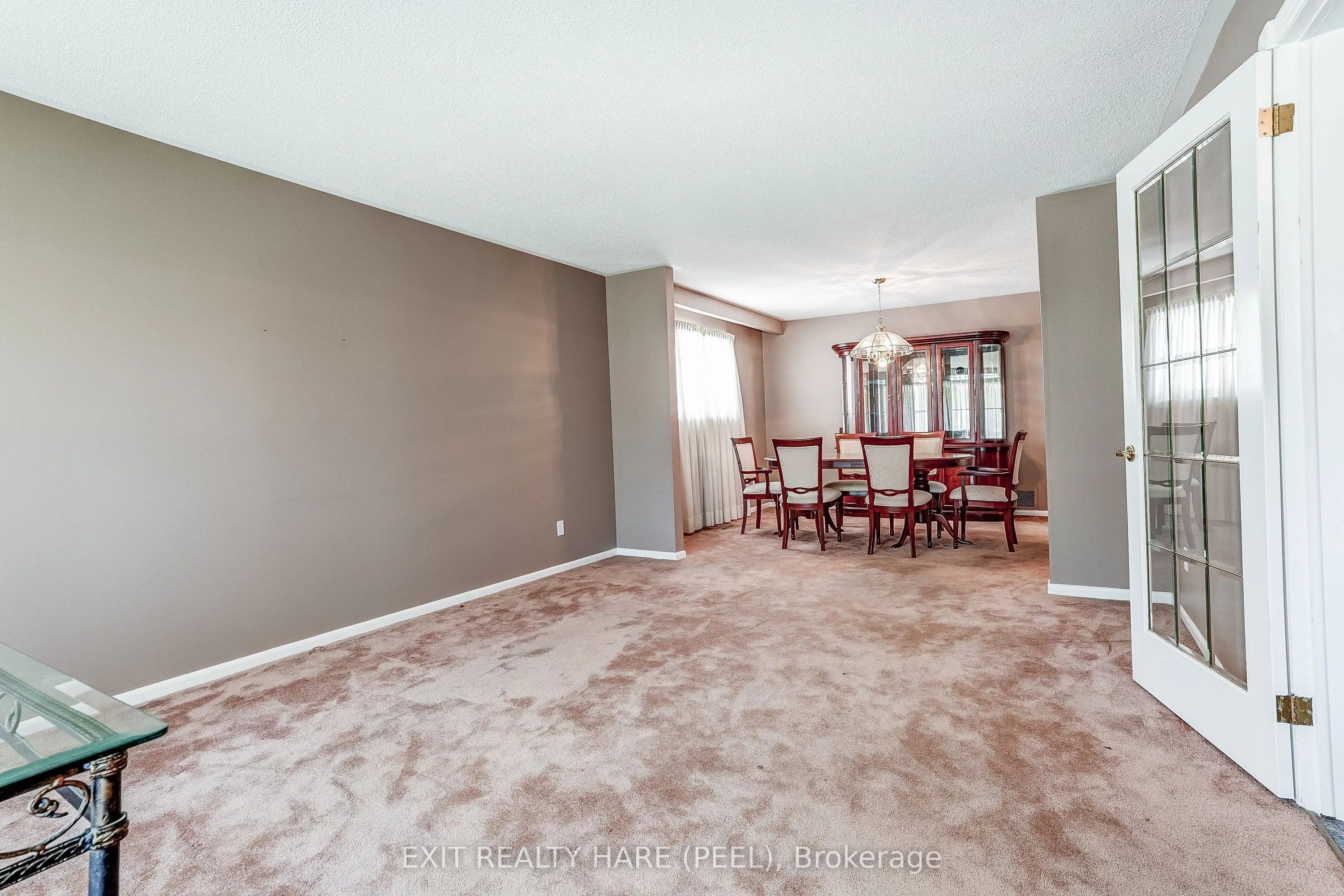 76 Birchview Crescent