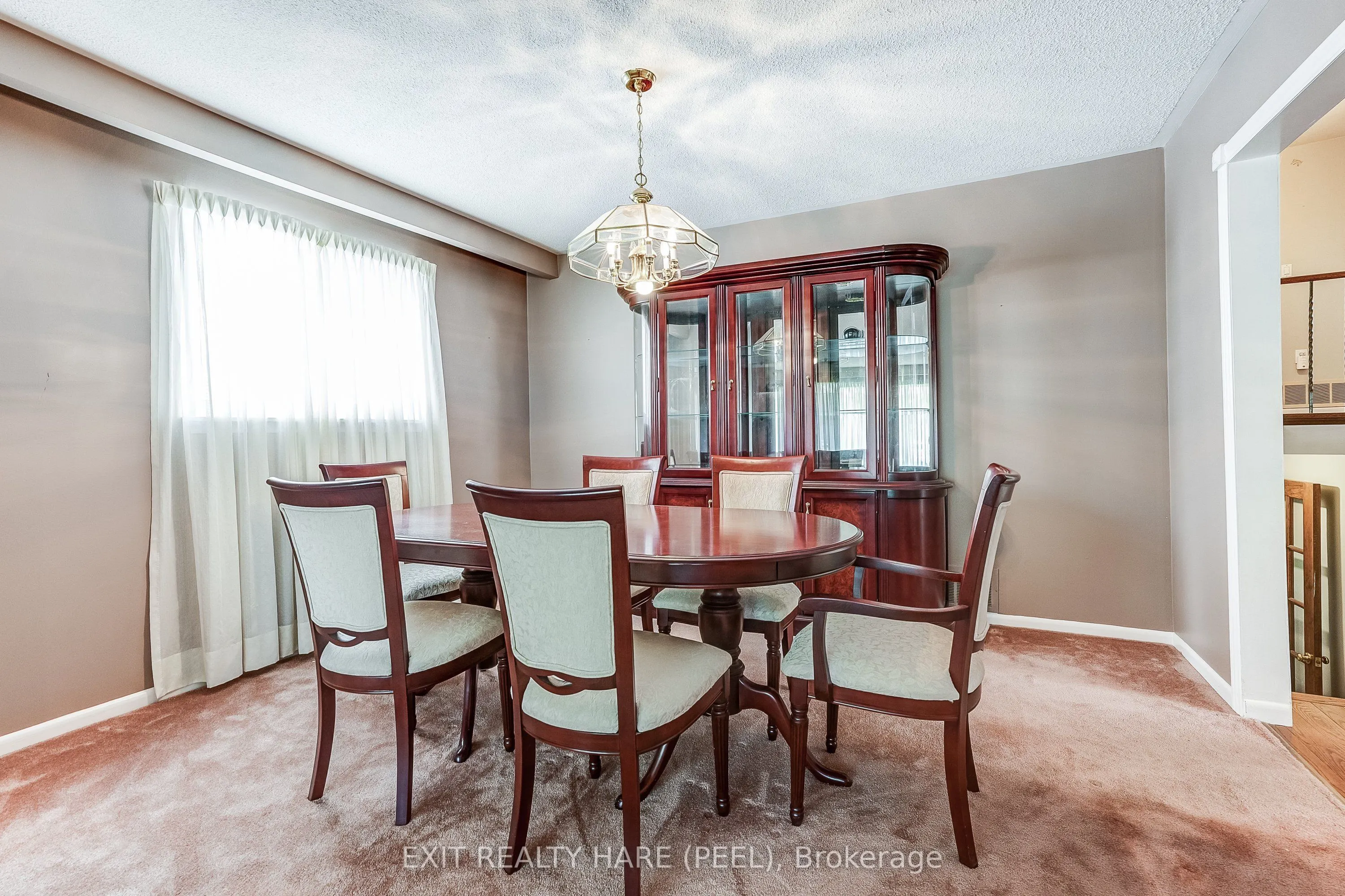 76 Birchview Crescent