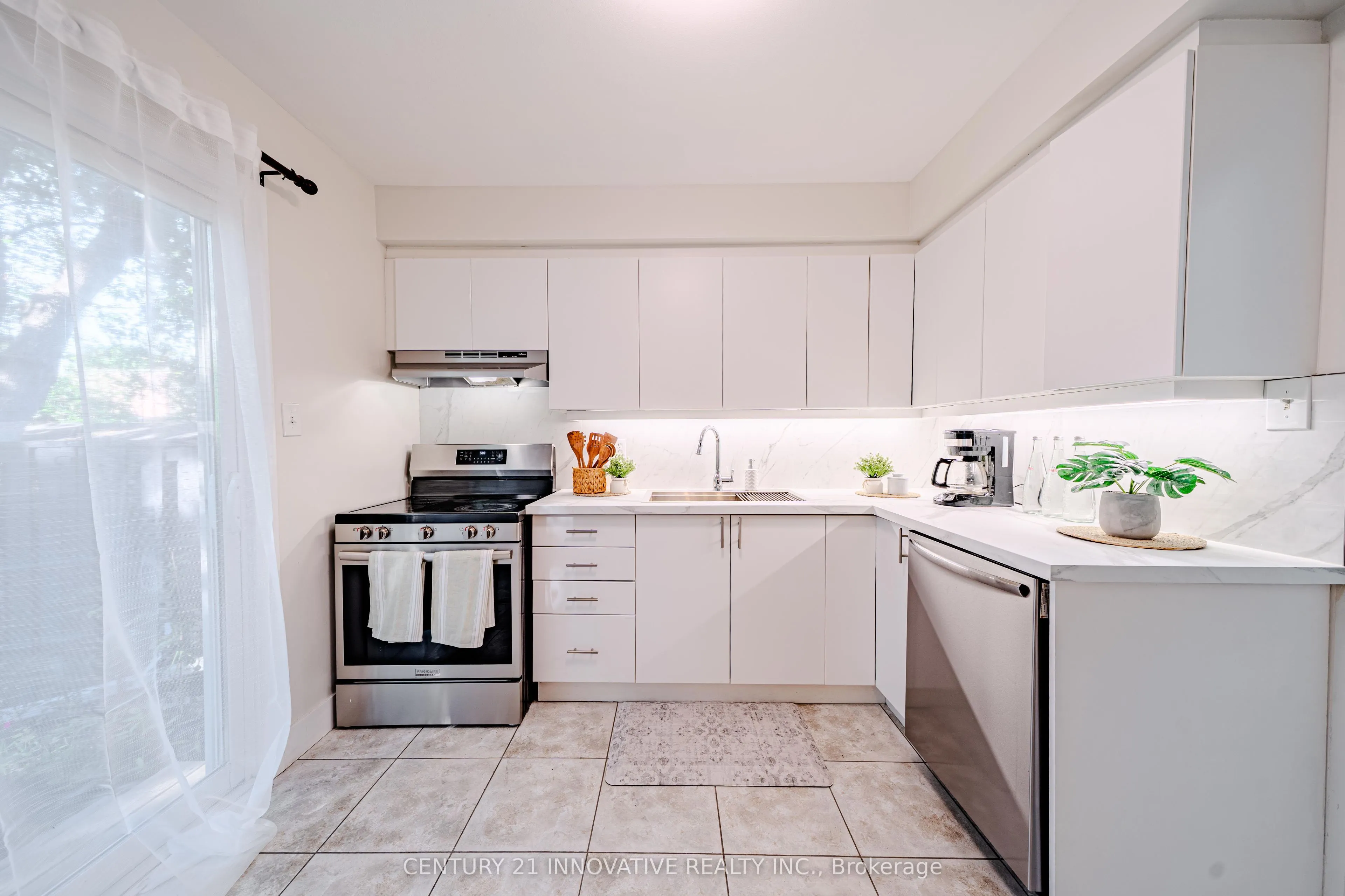 2395 Bromsgrove Road S #21