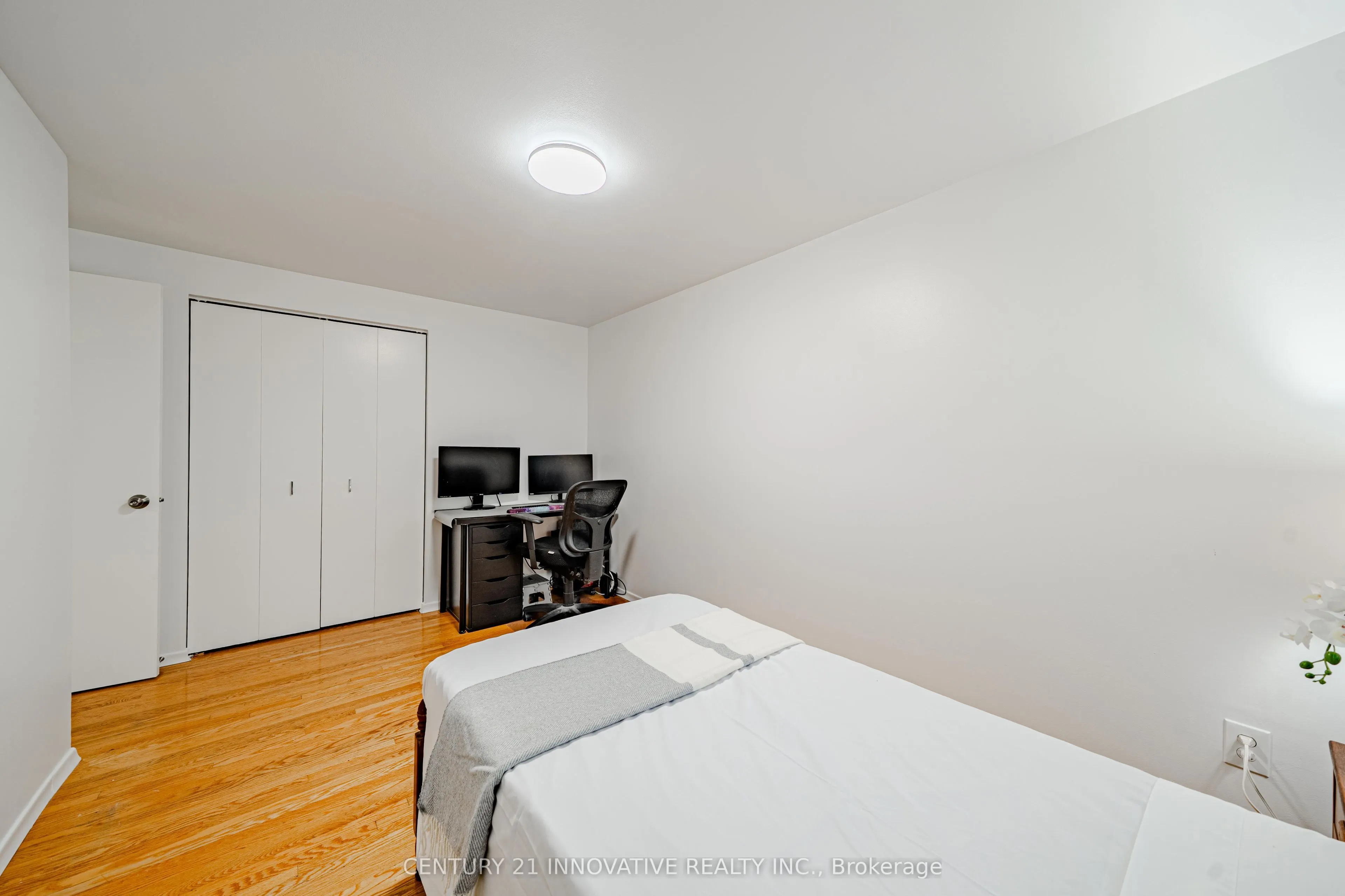 2395 Bromsgrove Road S #21