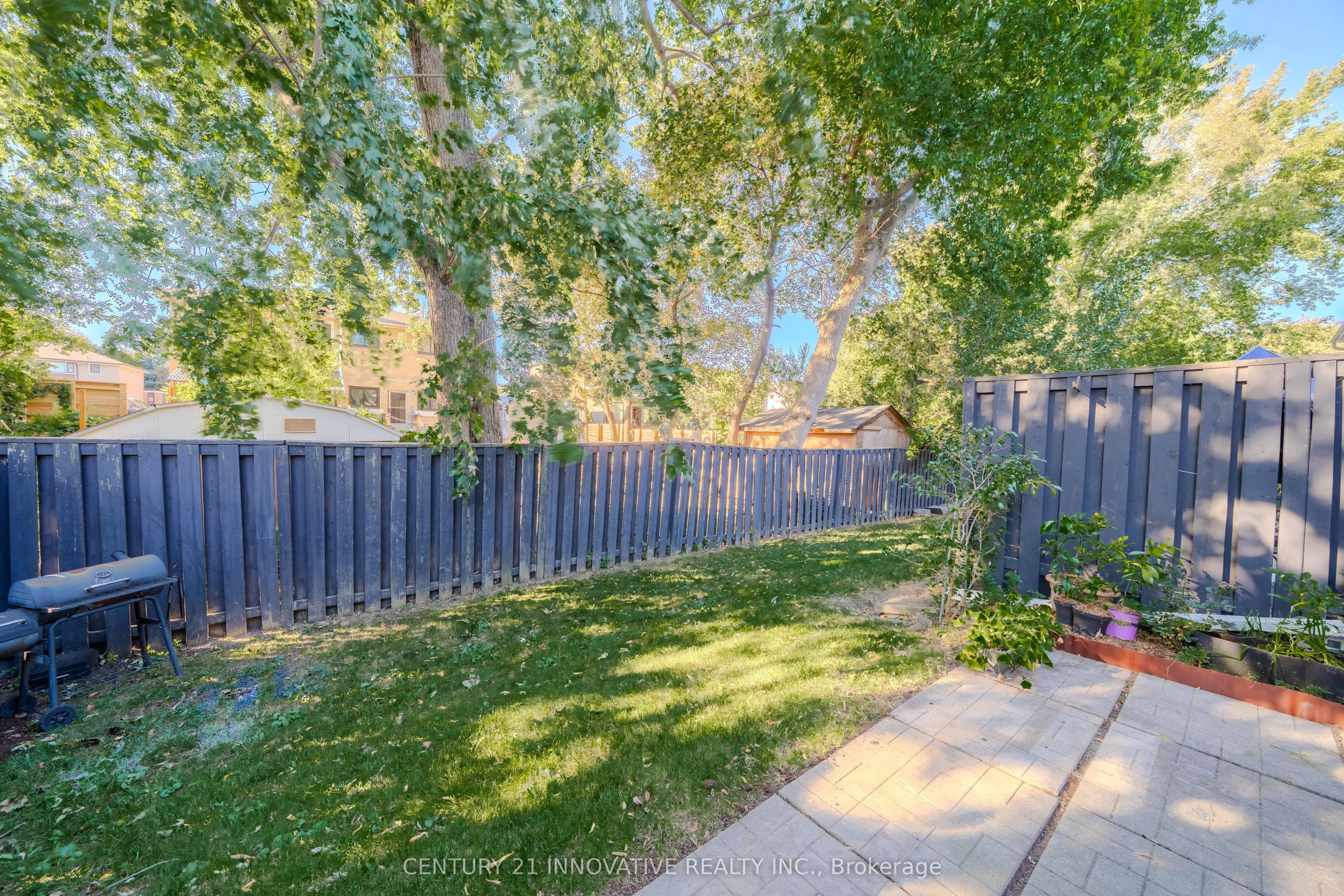 2395 Bromsgrove Road S #21