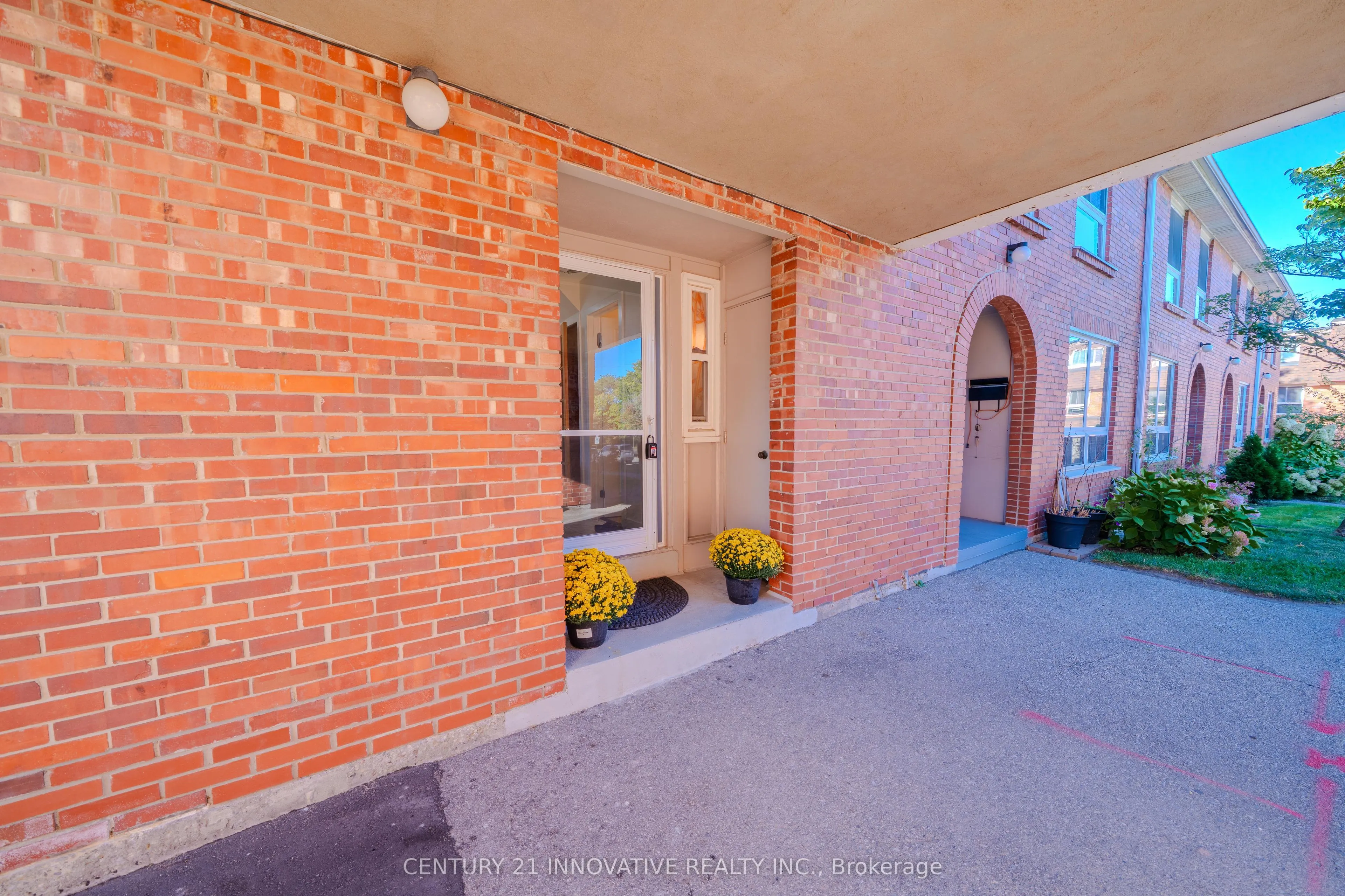 2395 Bromsgrove Road S #21