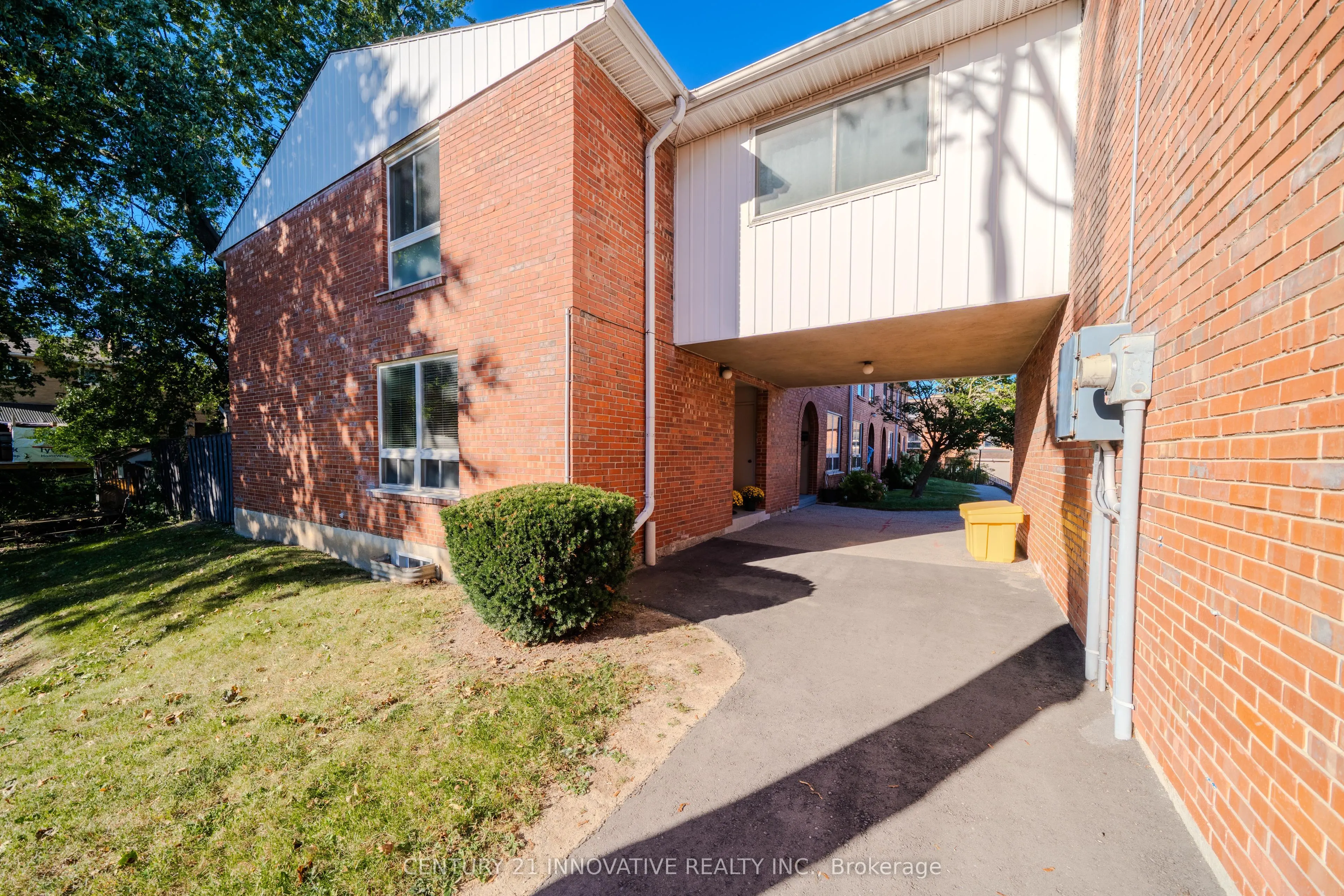 2395 Bromsgrove Road S #21