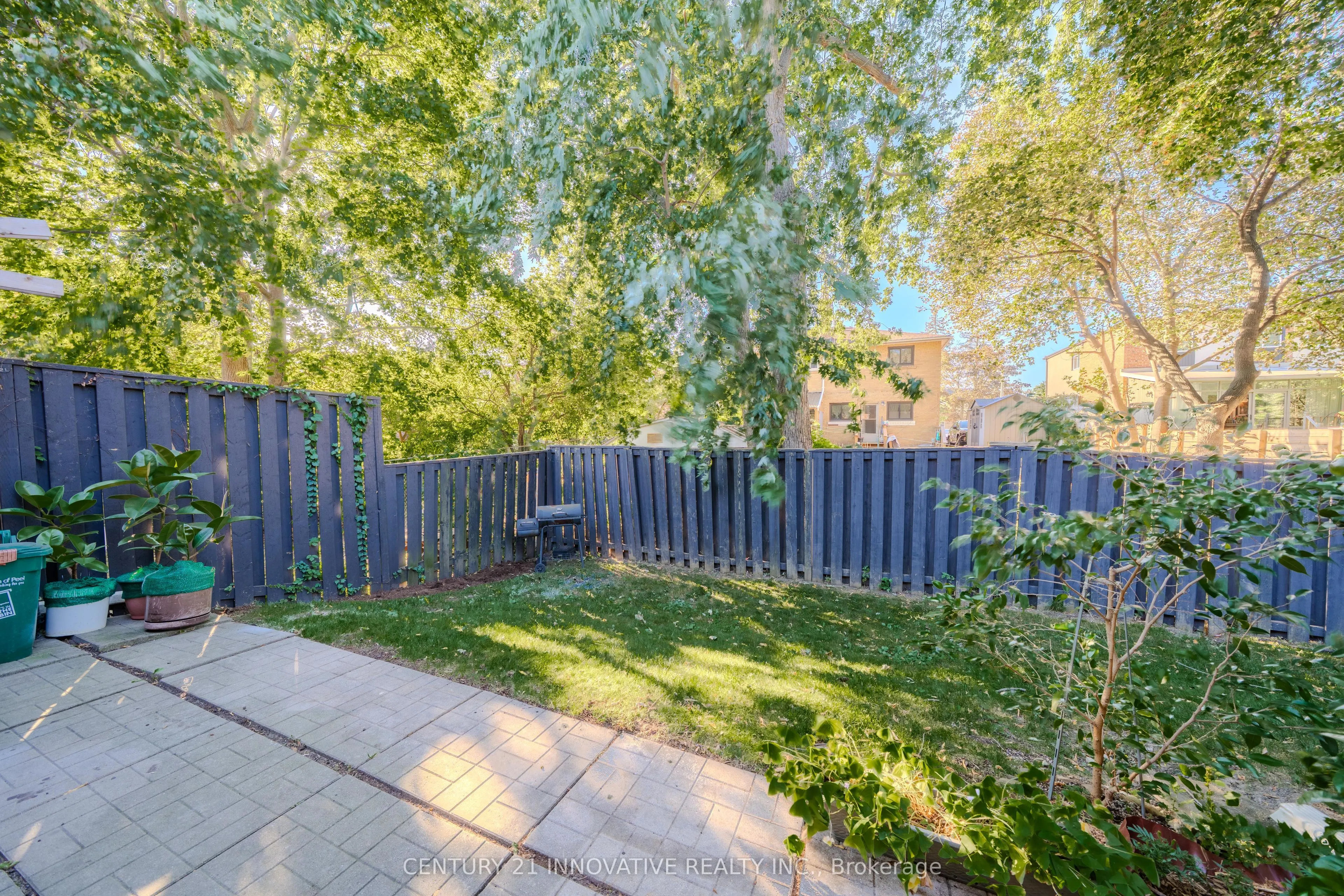 2395 Bromsgrove Road S #21