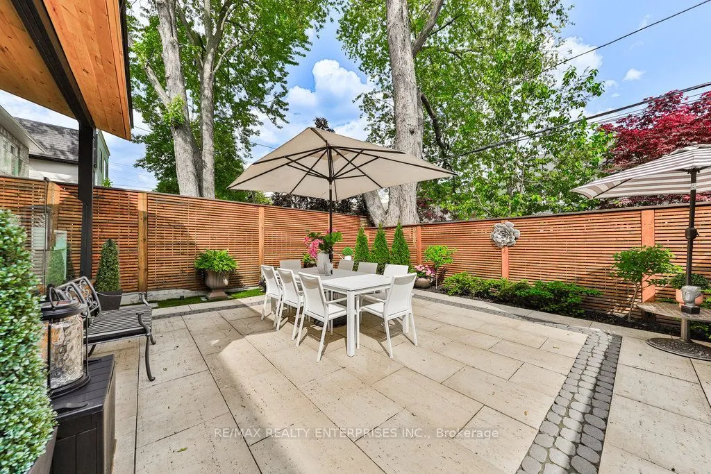 7B Iroquois Avenue