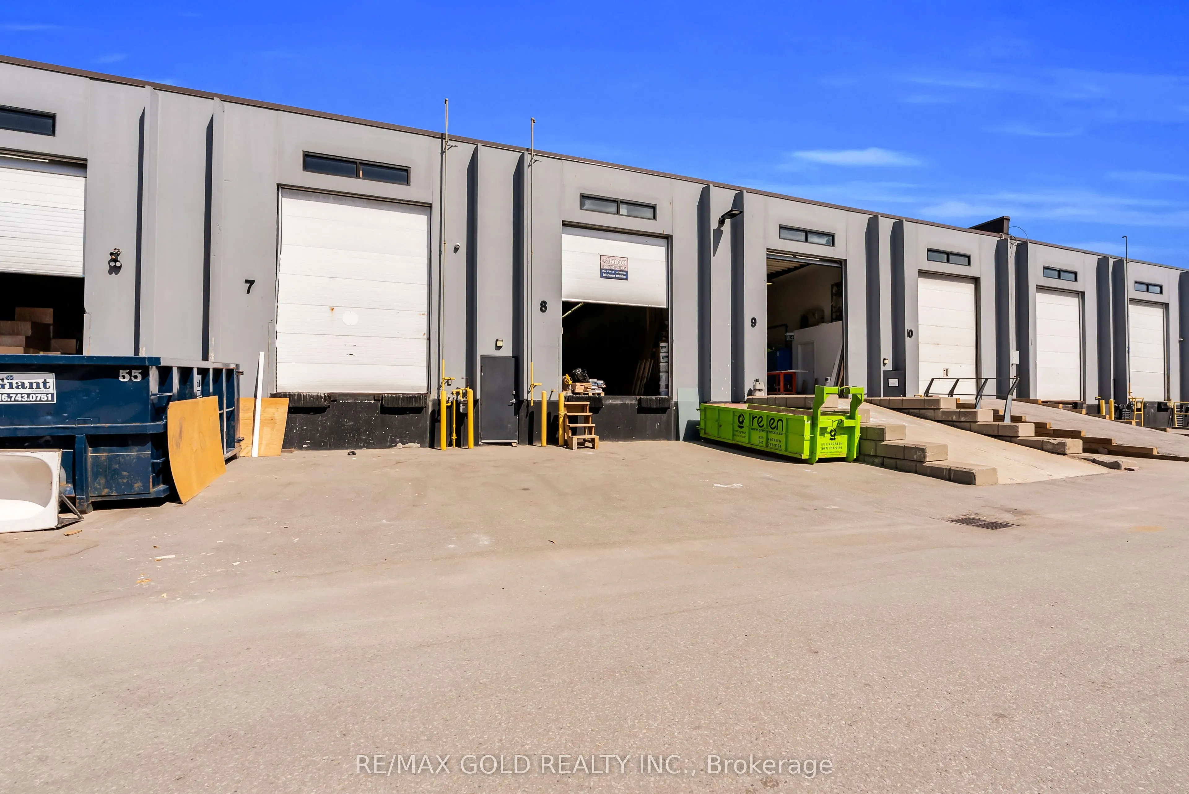 120 Norfinch Drive #8