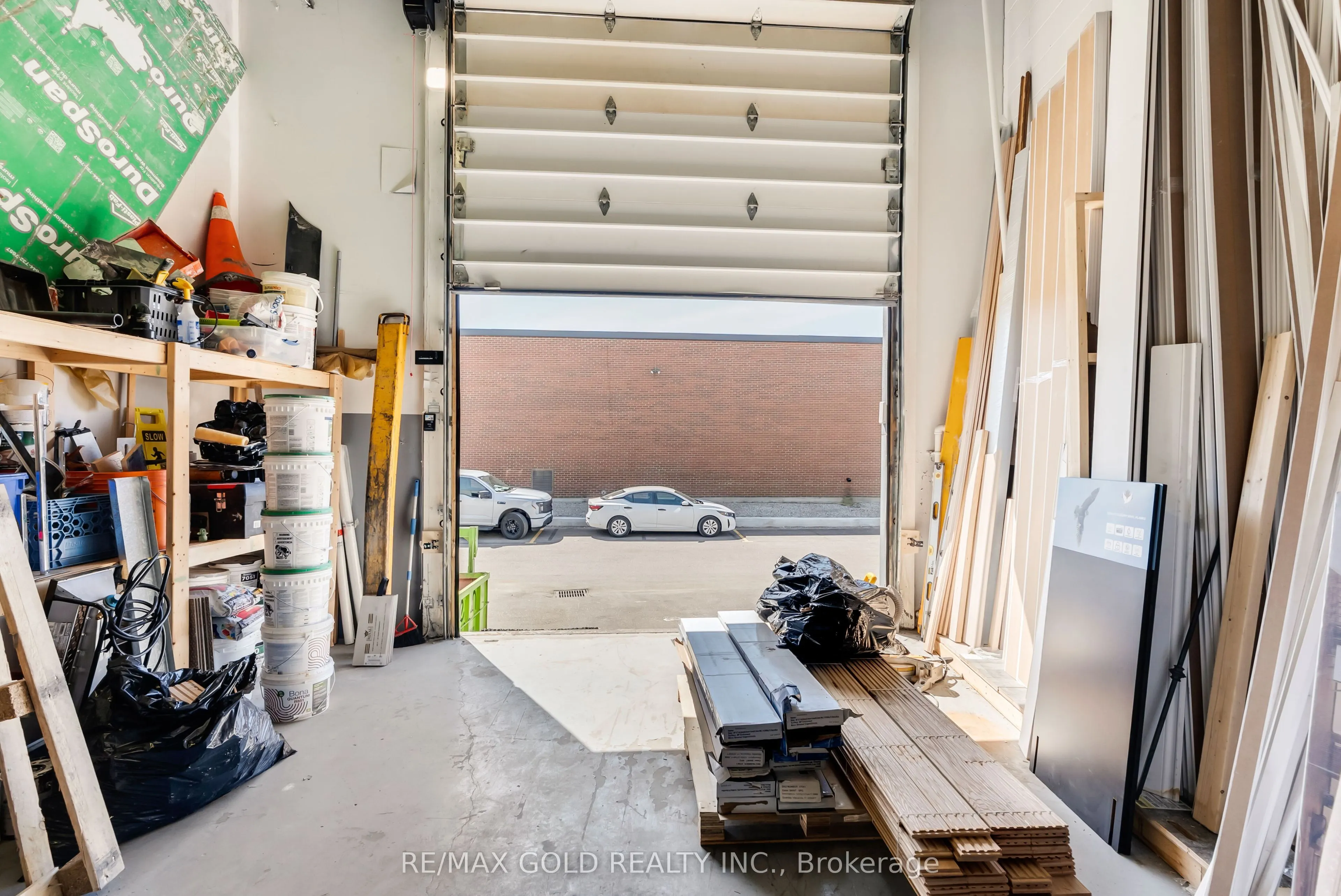 120 Norfinch Drive #8