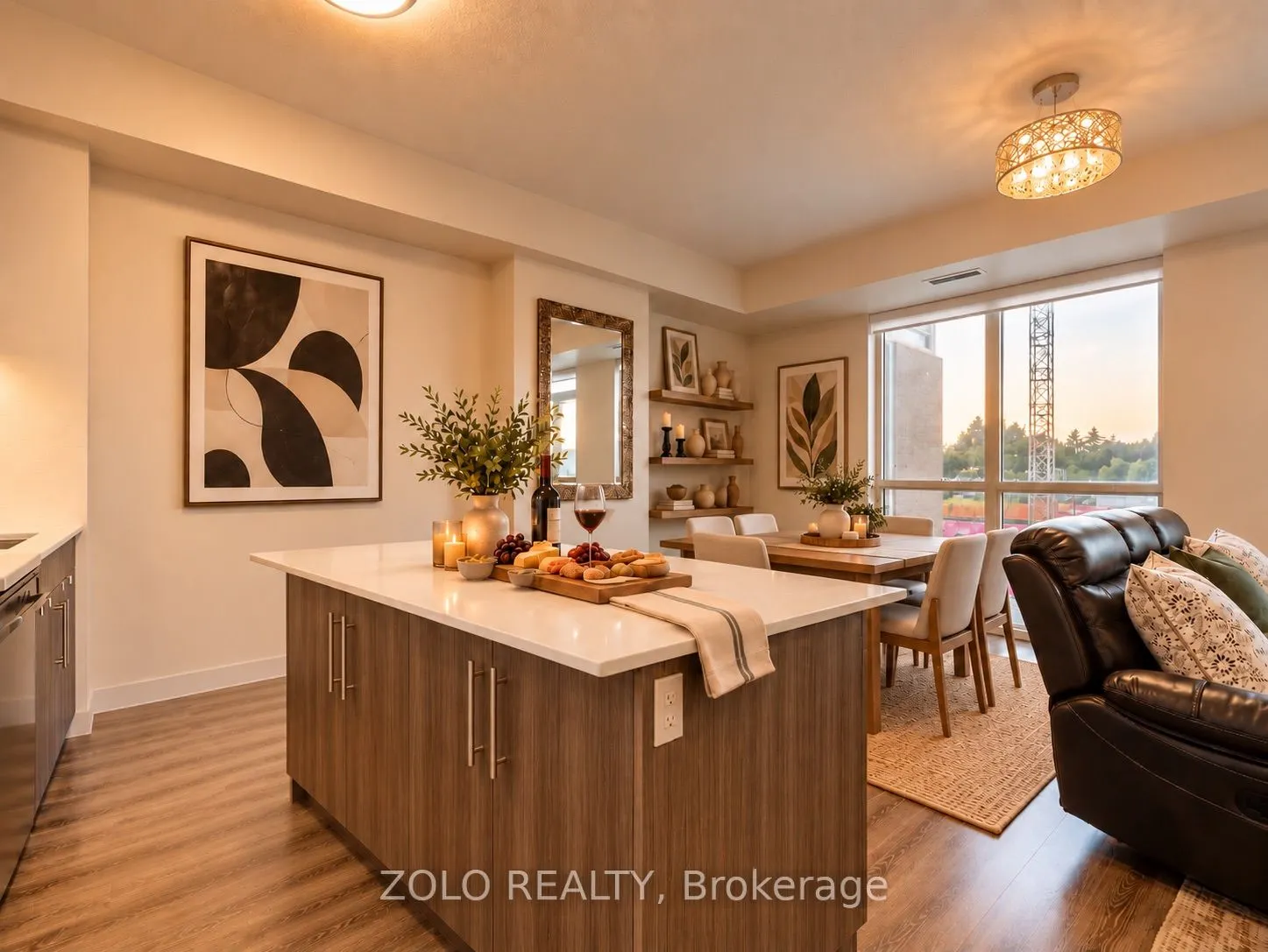 2093 Fairview Street #201