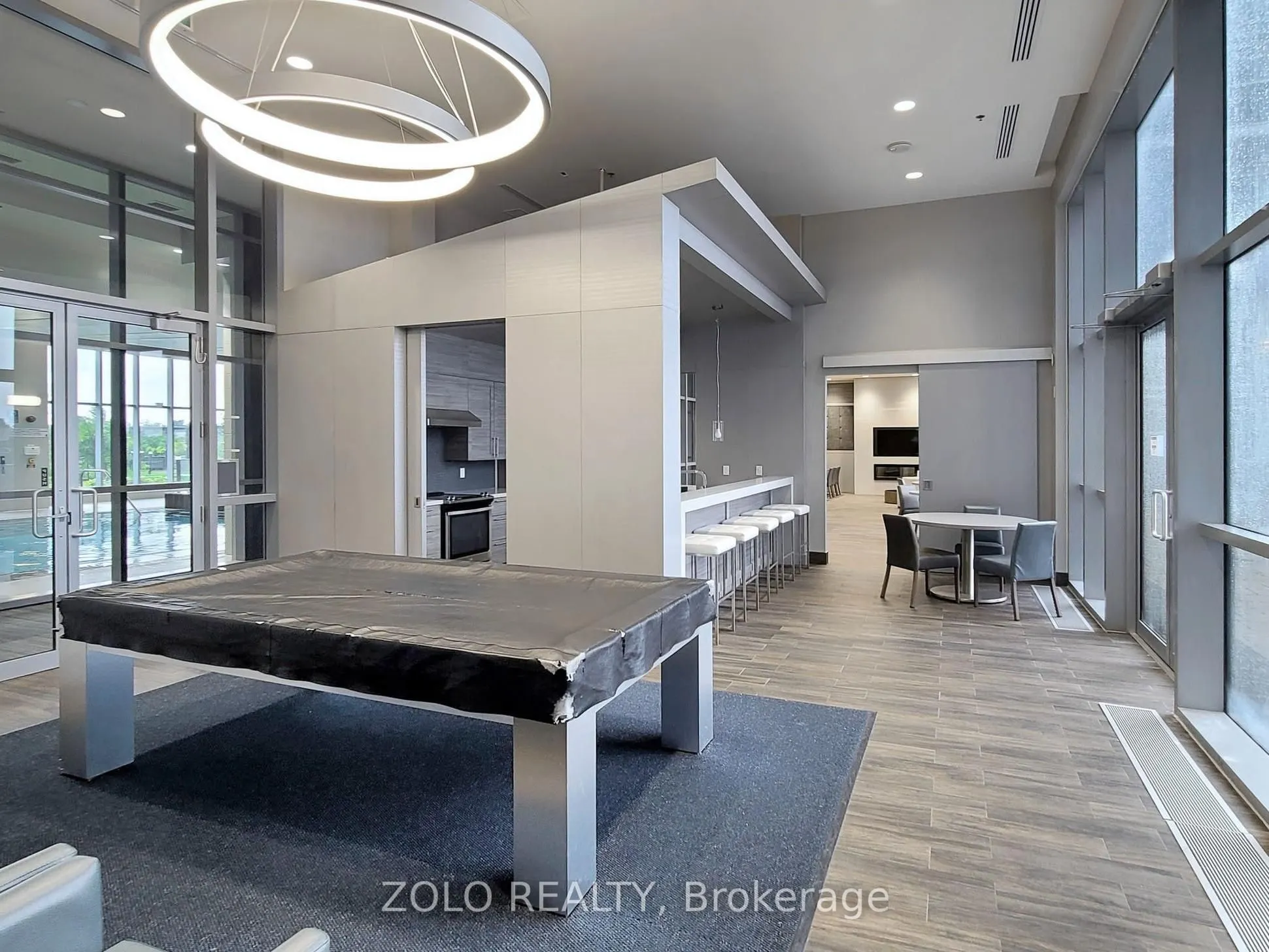 2093 Fairview Street #201