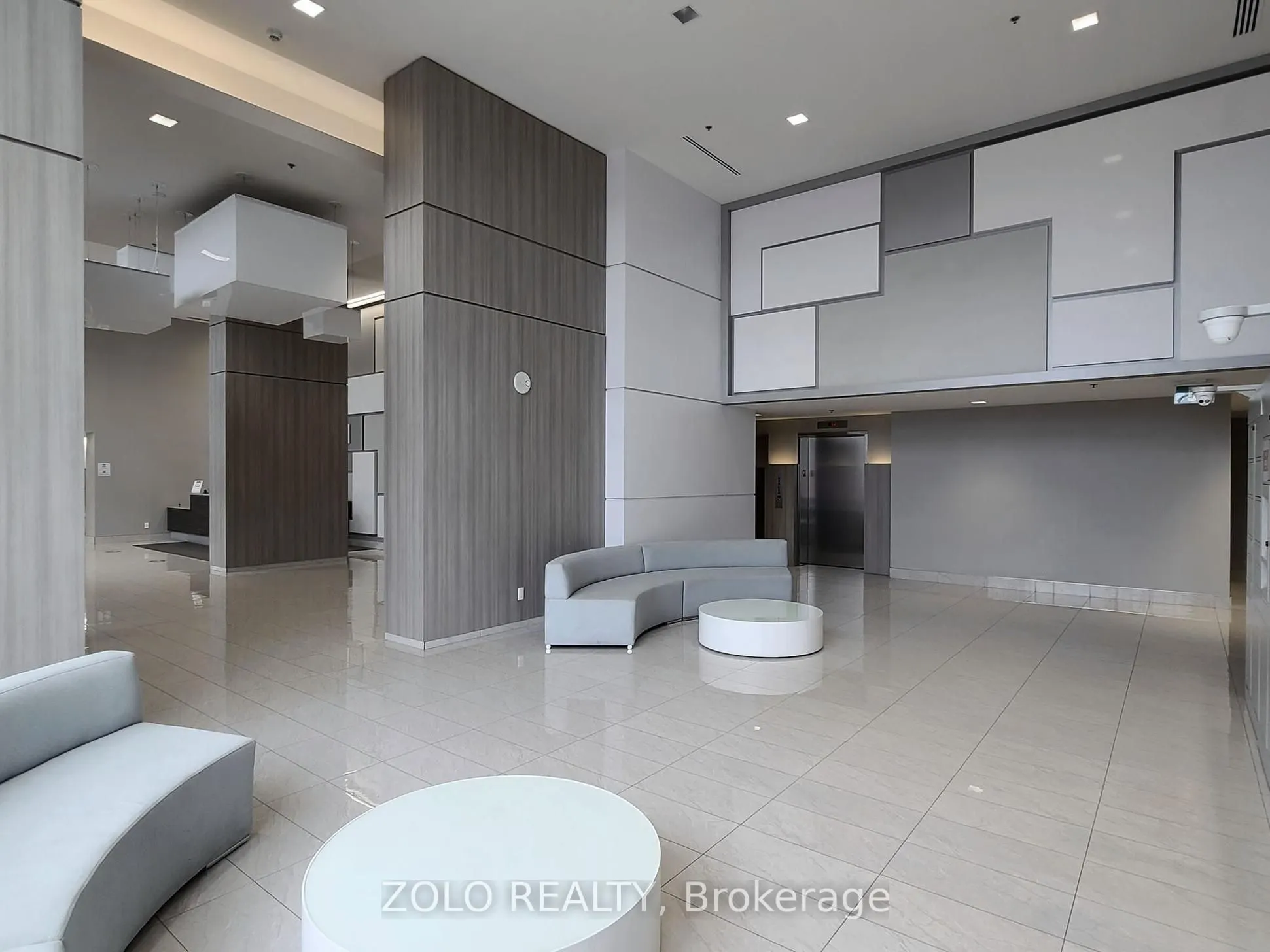 2093 Fairview Street #201