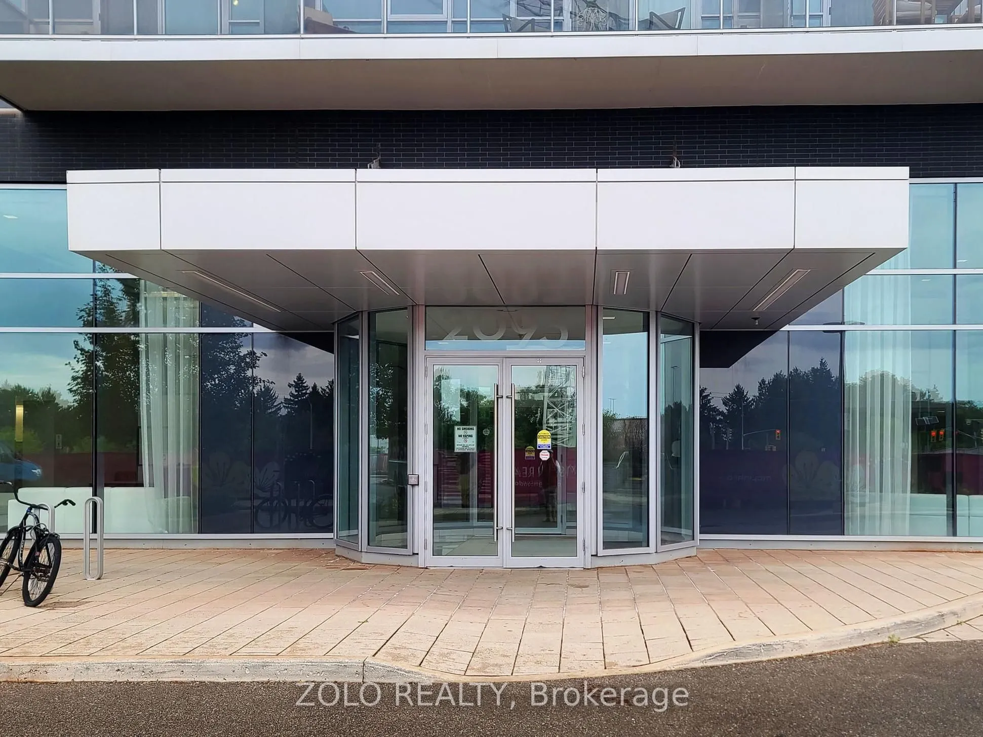 2093 Fairview Street #201