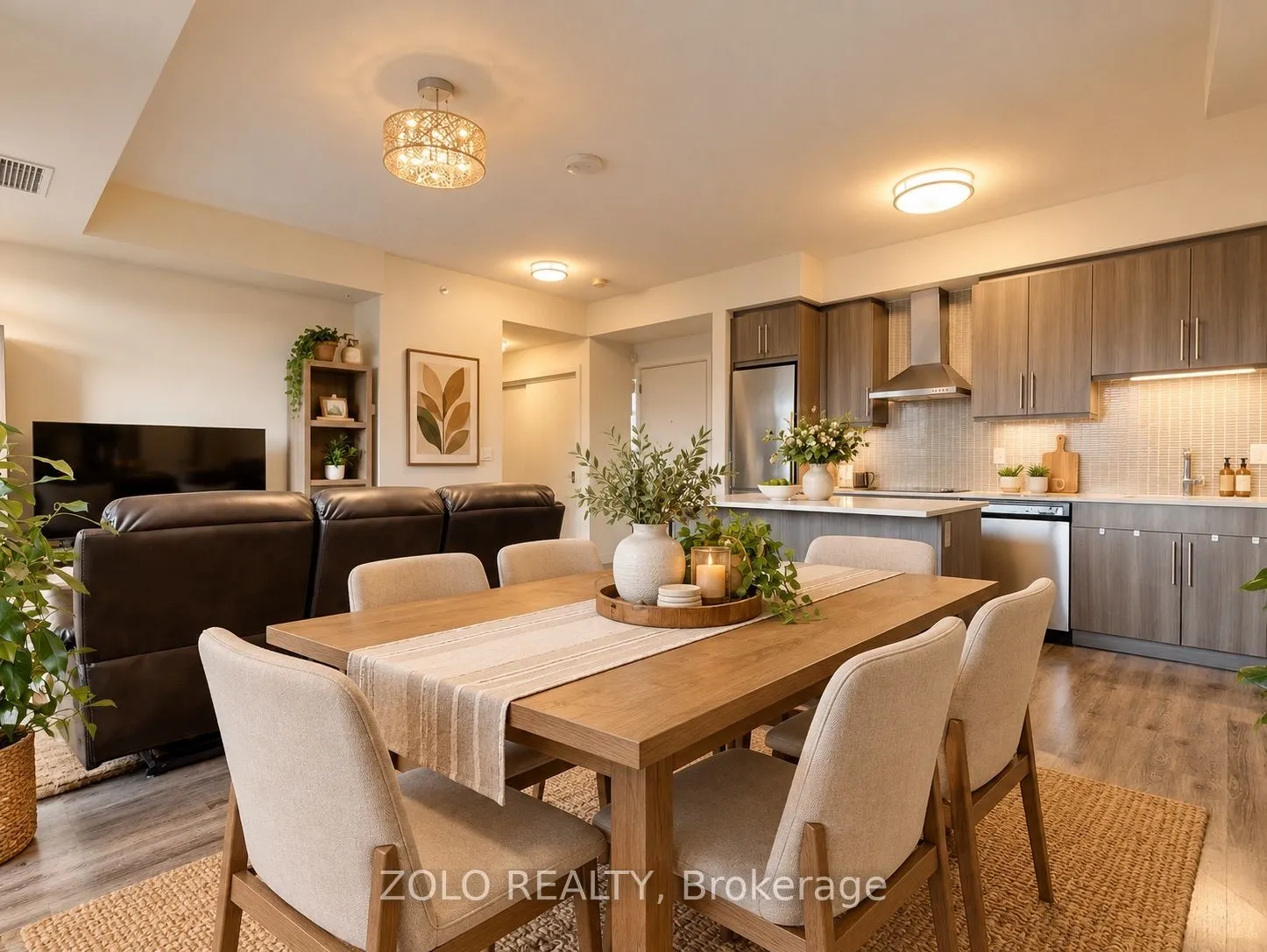 2093 Fairview Street #201